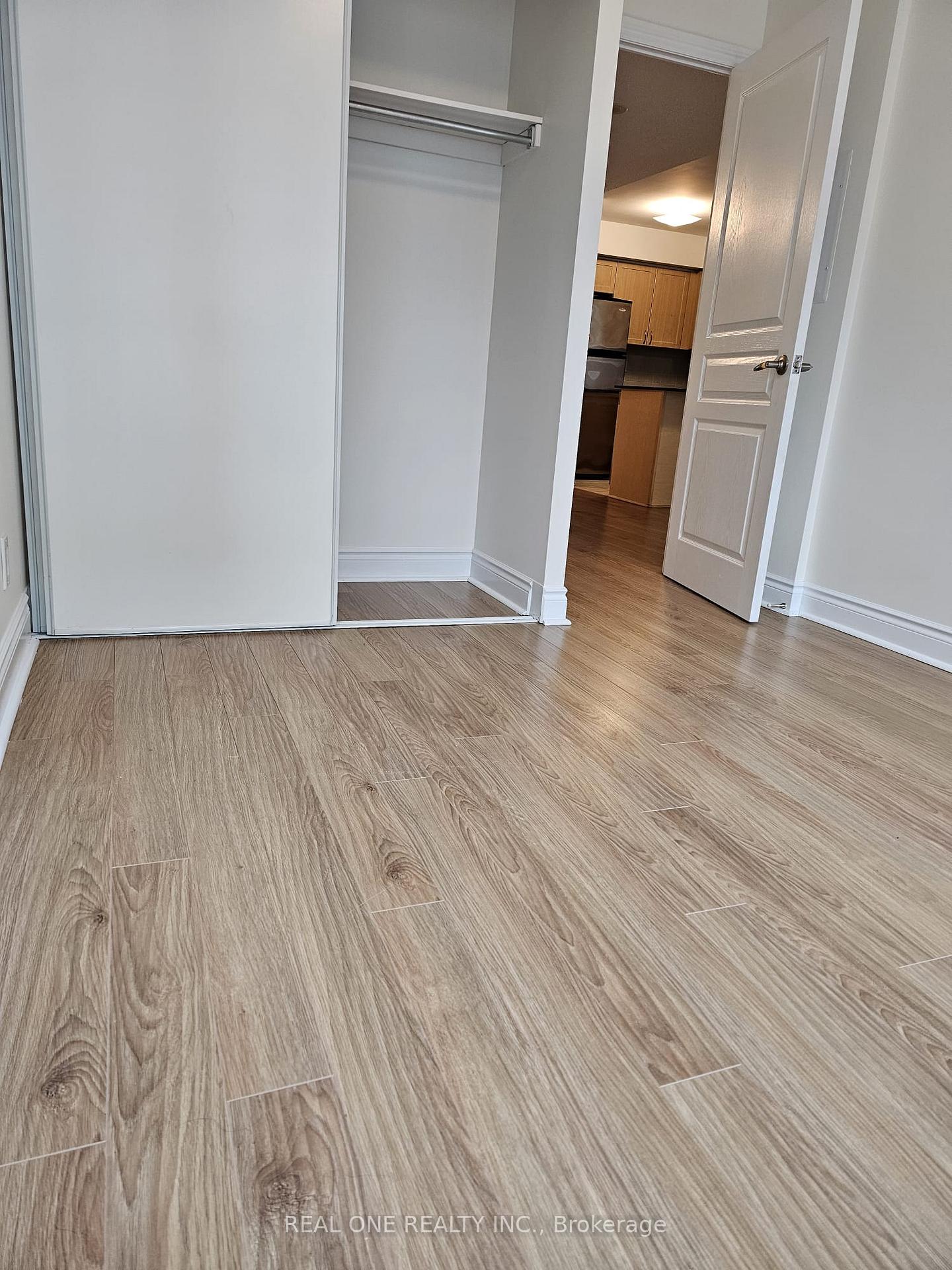 Photo 5 of Unit 509, 30 Clegg Road, Markham, Unionville — HOMEH