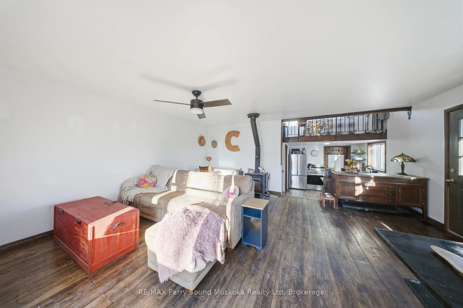 Photo 9 of 520 Centre Road, McKellar — HOMEH