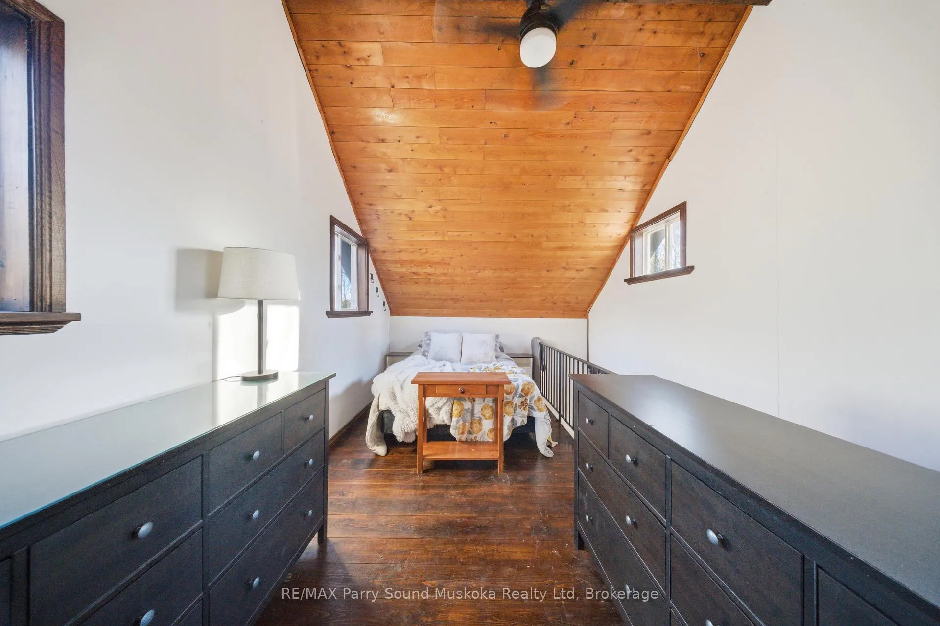 Photo 15 of 520 Centre Road, McKellar — HOMEH