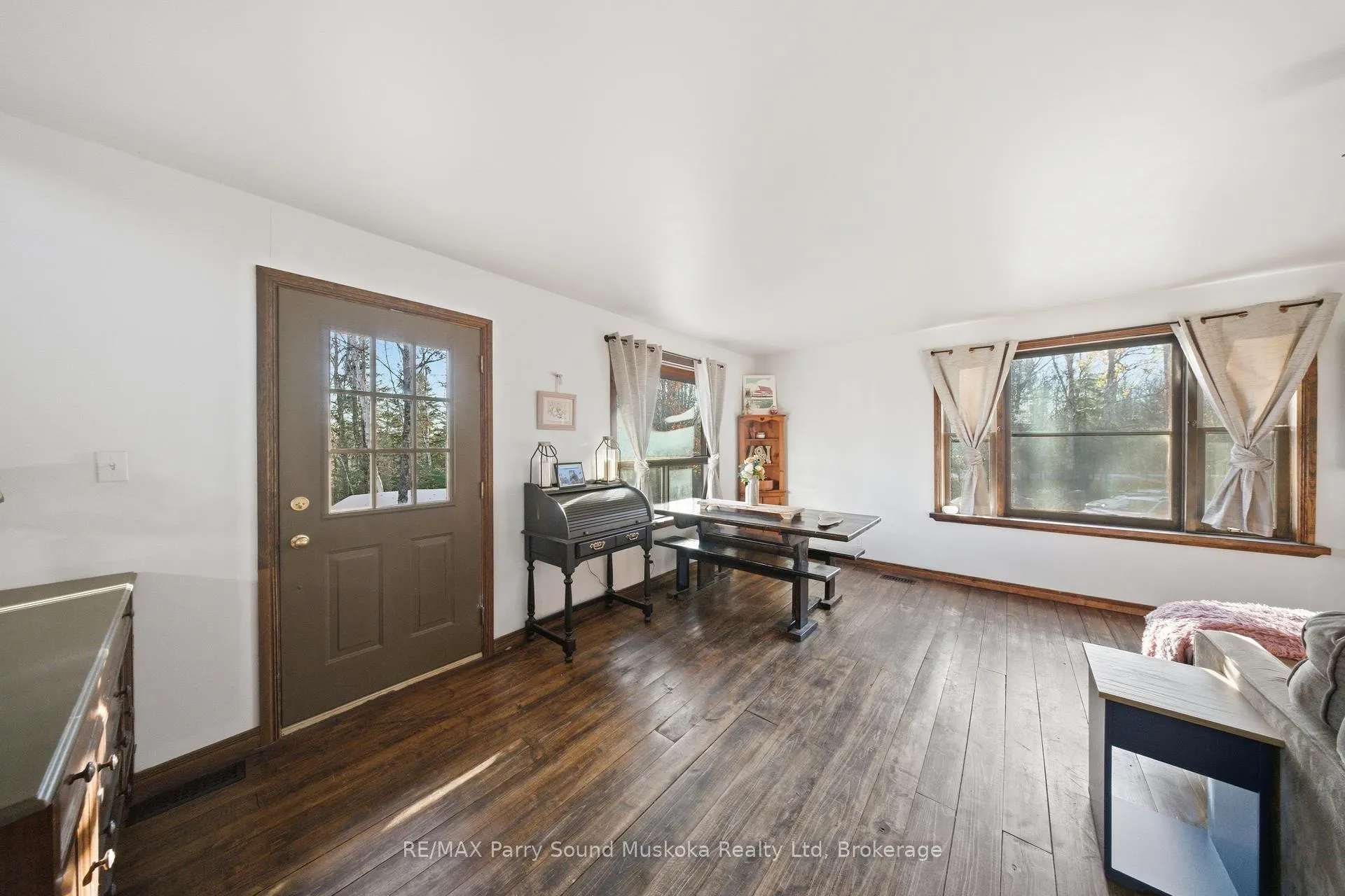 Photo 20 of 520 Centre Road, McKellar — HOMEH