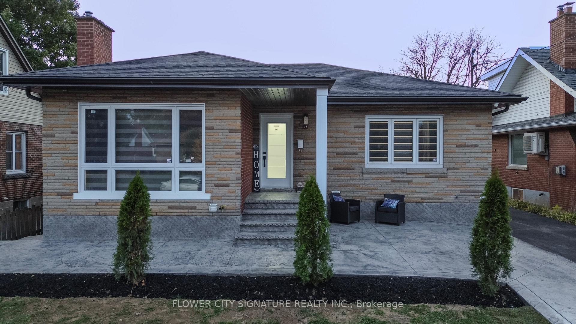 Photo 2 of 11 Rita Street, Hamilton, Dundas — HOMEH