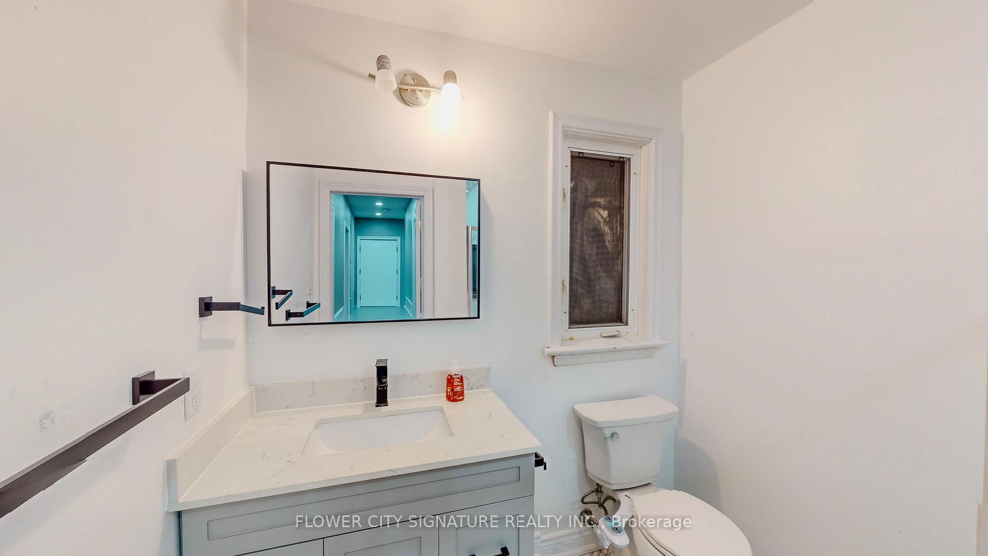 Photo 12 of 11 Rita Street, Hamilton, Dundas — HOMEH