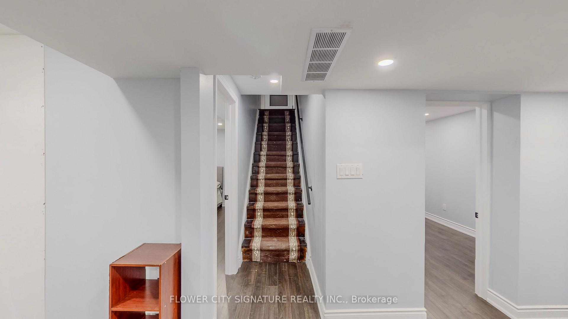 Photo 20 of 11 Rita Street, Hamilton, Dundas — HOMEH