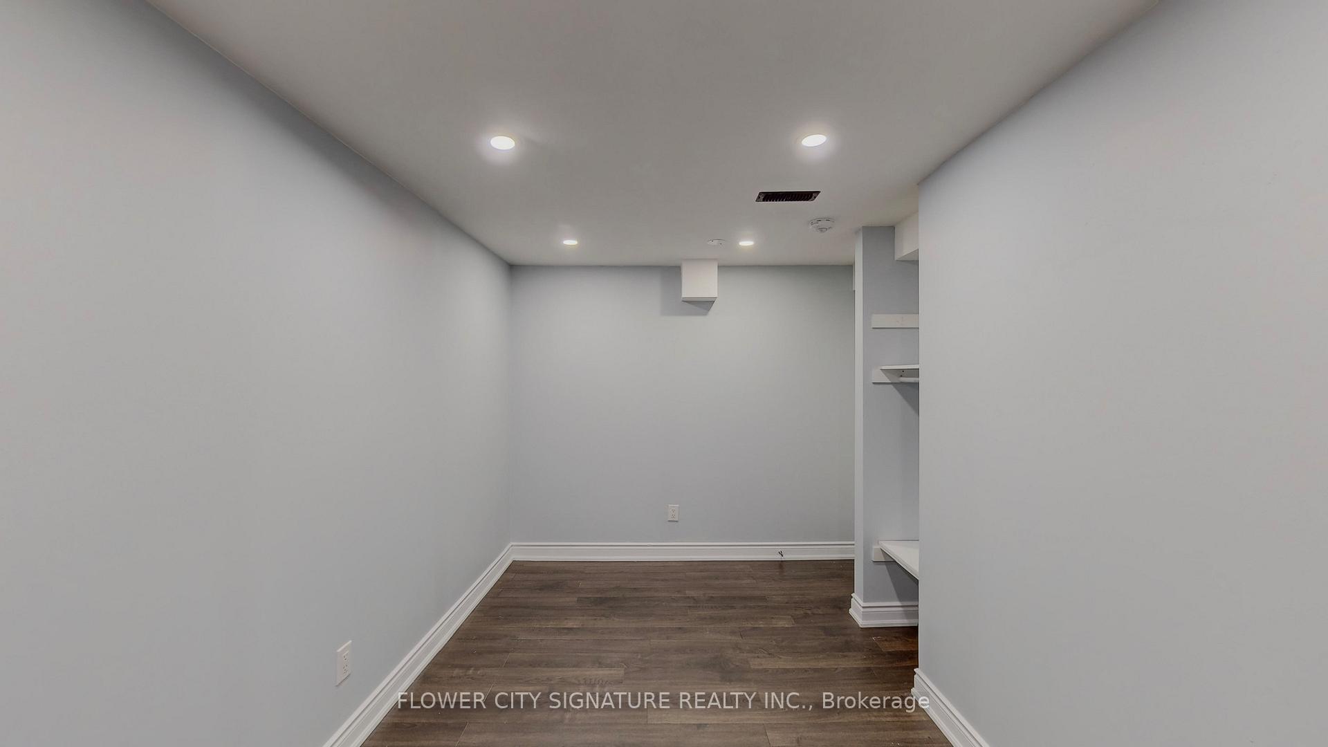 Photo 35 of 11 Rita Street, Hamilton, Dundas — HOMEH