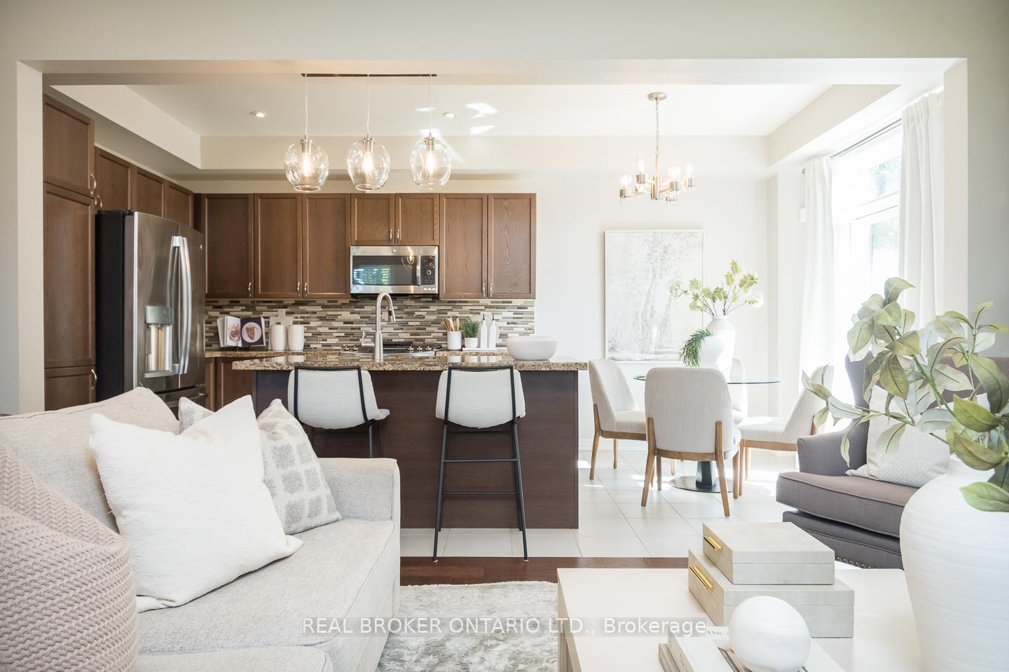 Photo 6 of Unit 28, 90 Raymond Road, Hamilton, Meadowlands — HOMEH