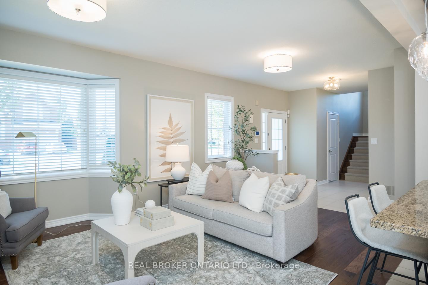 Photo 10 of Unit 28, 90 Raymond Road, Hamilton, Meadowlands — HOMEH