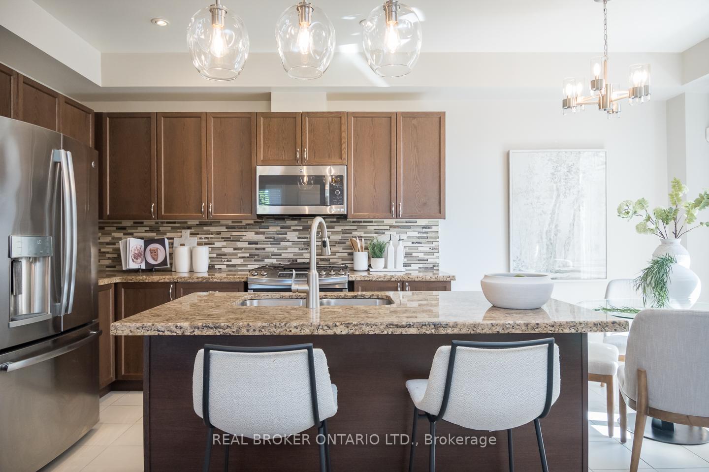 Photo 13 of Unit 28, 90 Raymond Road, Hamilton, Meadowlands — HOMEH