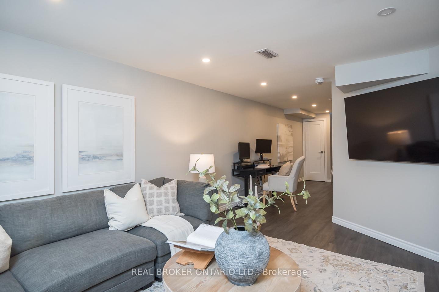 Photo 33 of Unit 28, 90 Raymond Road, Hamilton, Meadowlands — HOMEH