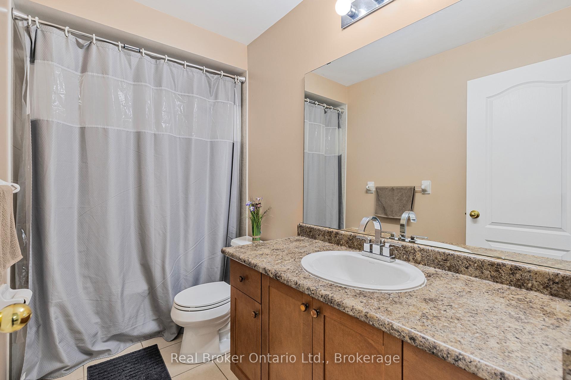 Photo 47 of 28 Whitefish Crescent, Hamilton, Lakeshore — HOMEH