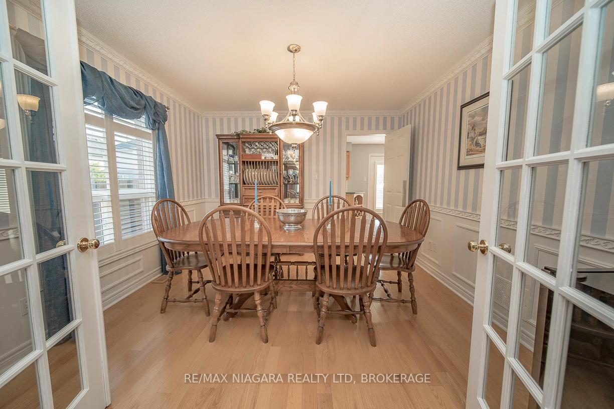 Photo 9 of 45 Goodman Crescent, St. Catharines, Rykert/Vansickle — HOMEH
