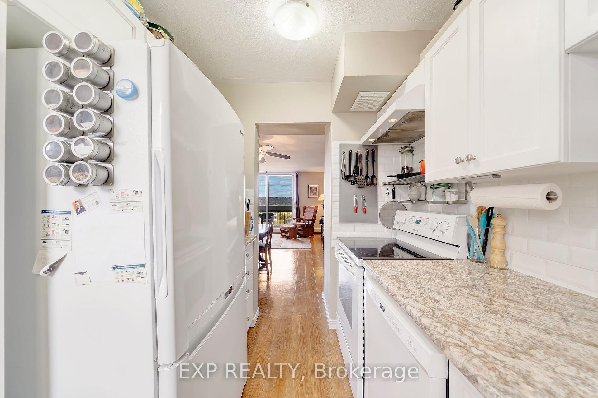 Photo 33 of Unit 836, 350 Quigley Road, Hamilton, Vincent — HOMEH