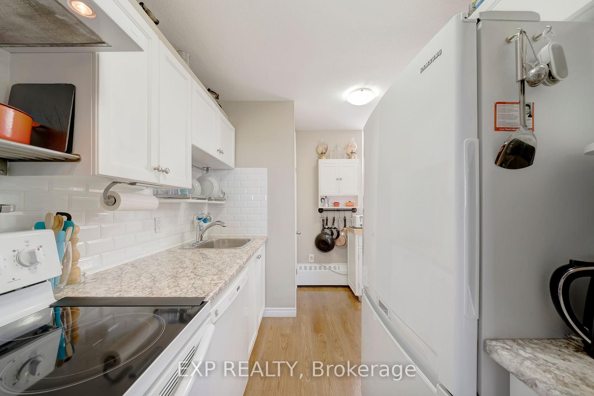 Photo 12 of Unit 836, 350 Quigley Road, Hamilton, Vincent — HOMEH