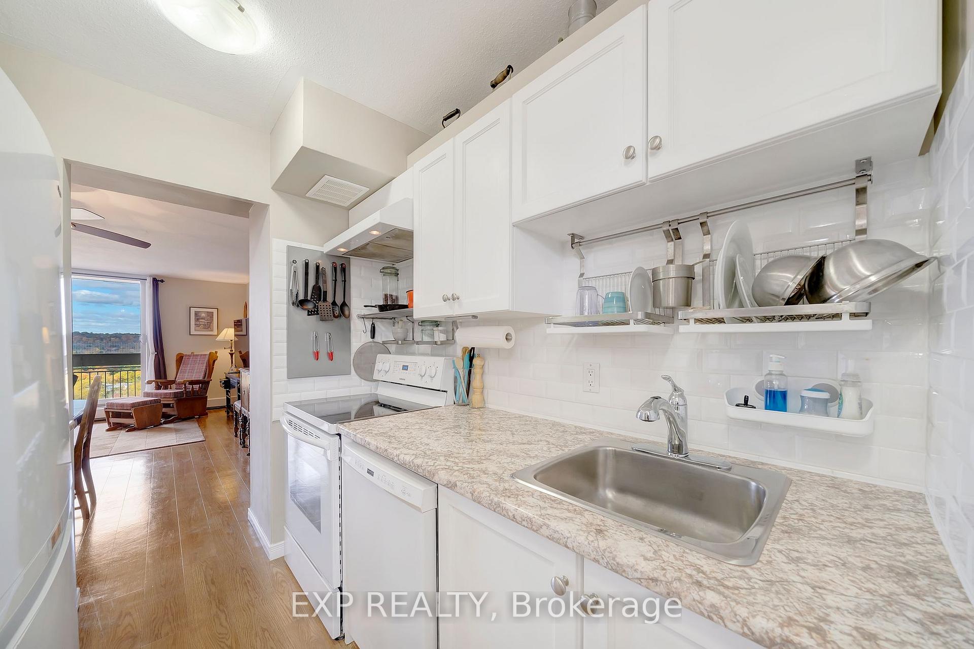 Photo 13 of Unit 836, 350 Quigley Road, Hamilton, Vincent — HOMEH
