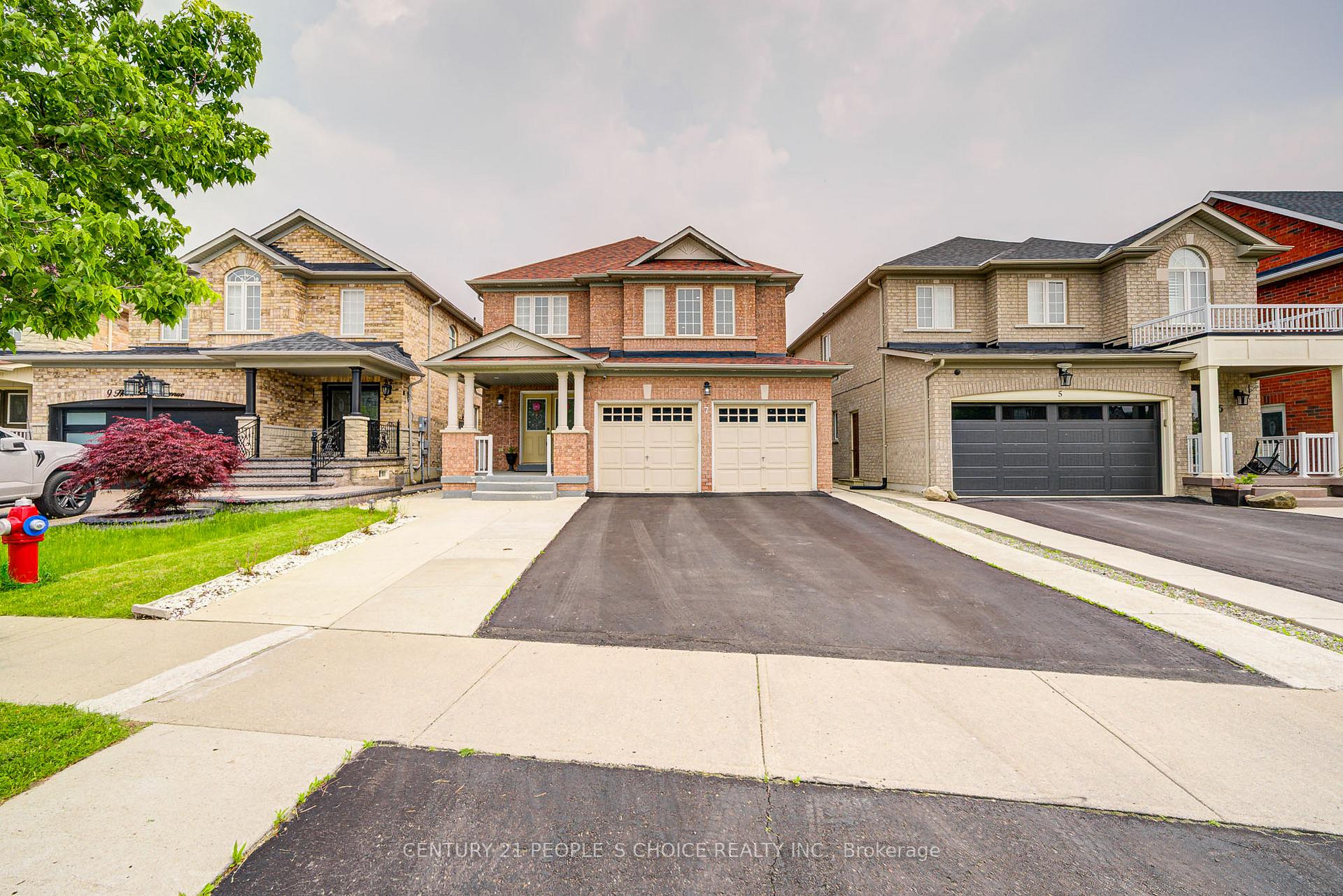 Front of 7 Heathbrook Avenue