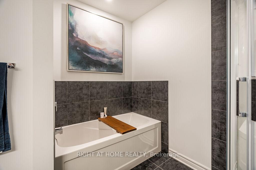 Photo 25 of 263 Munro Street, Carleton Place — HOMEH