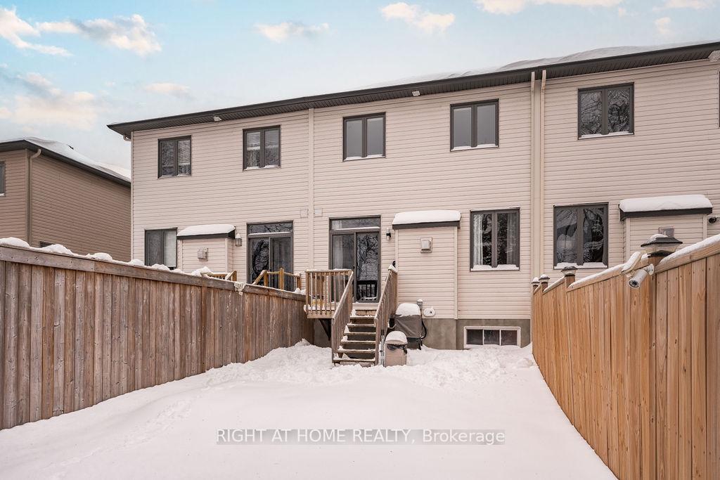 Photo 29 of 263 Munro Street, Carleton Place — HOMEH