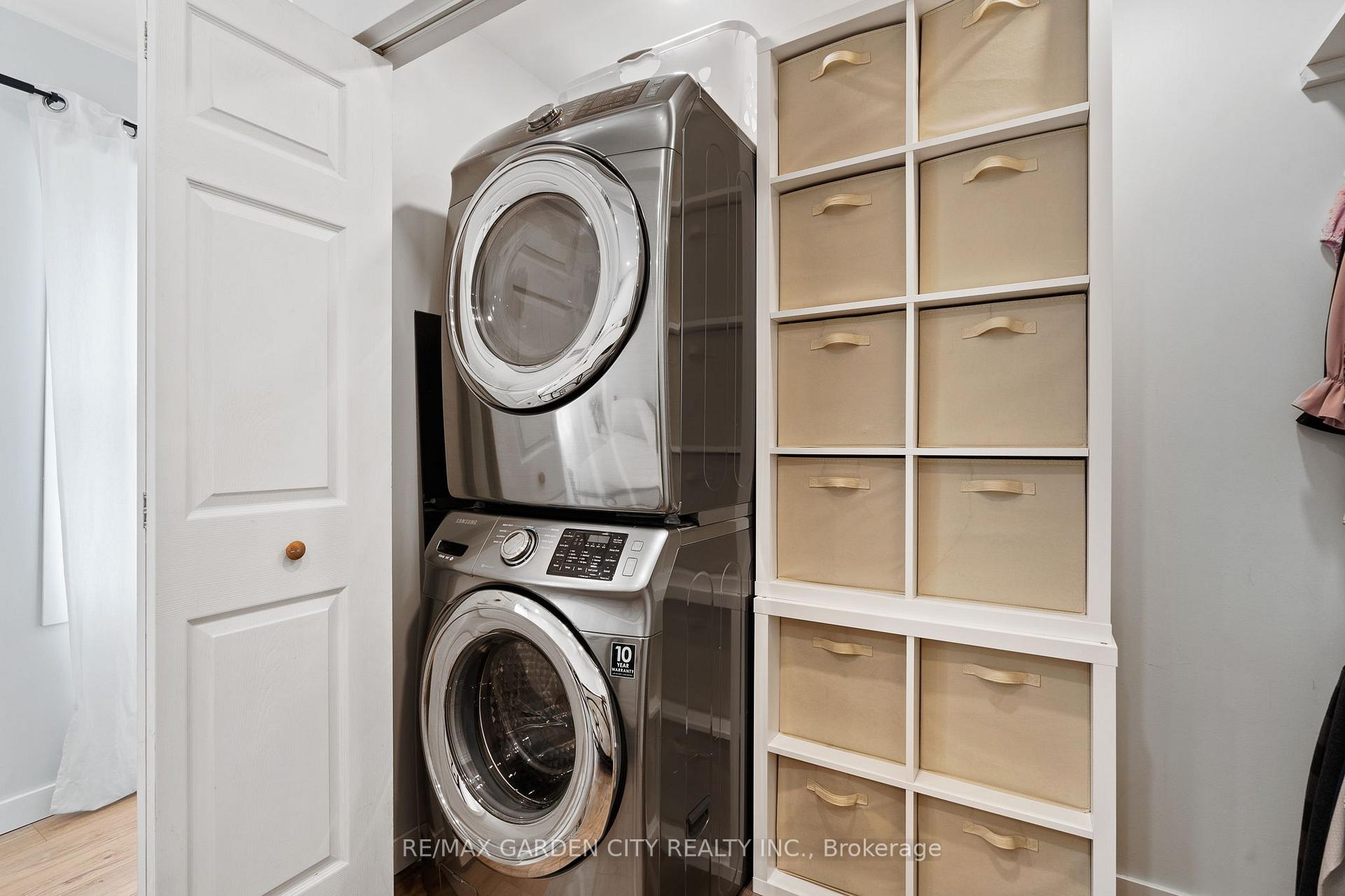 Photo 22 of 10 Belfast Court, St. Catharines, Haig — HOMEH