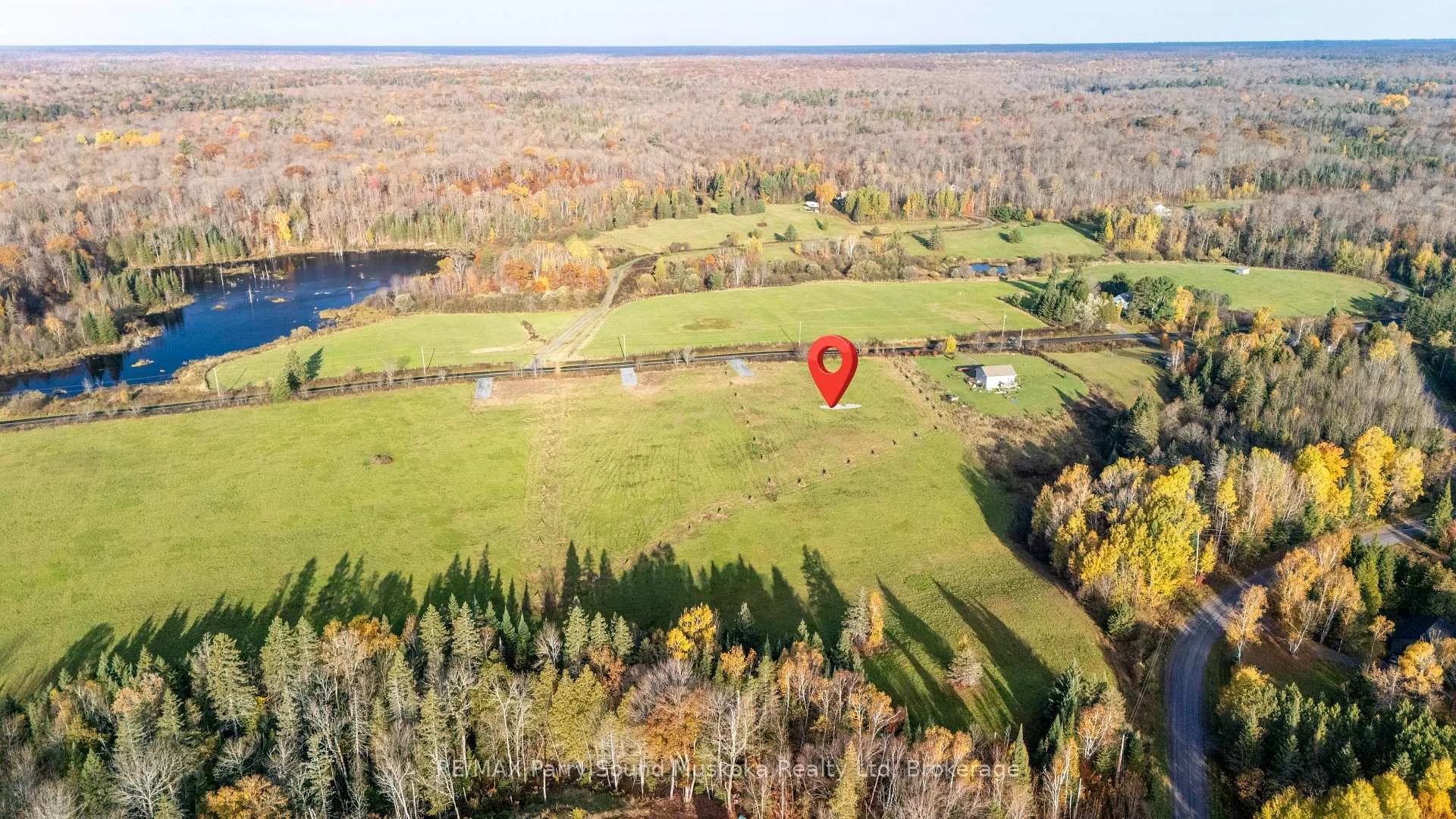 Photo 5 of 271 Balsam Road, McKellar — HOMEH