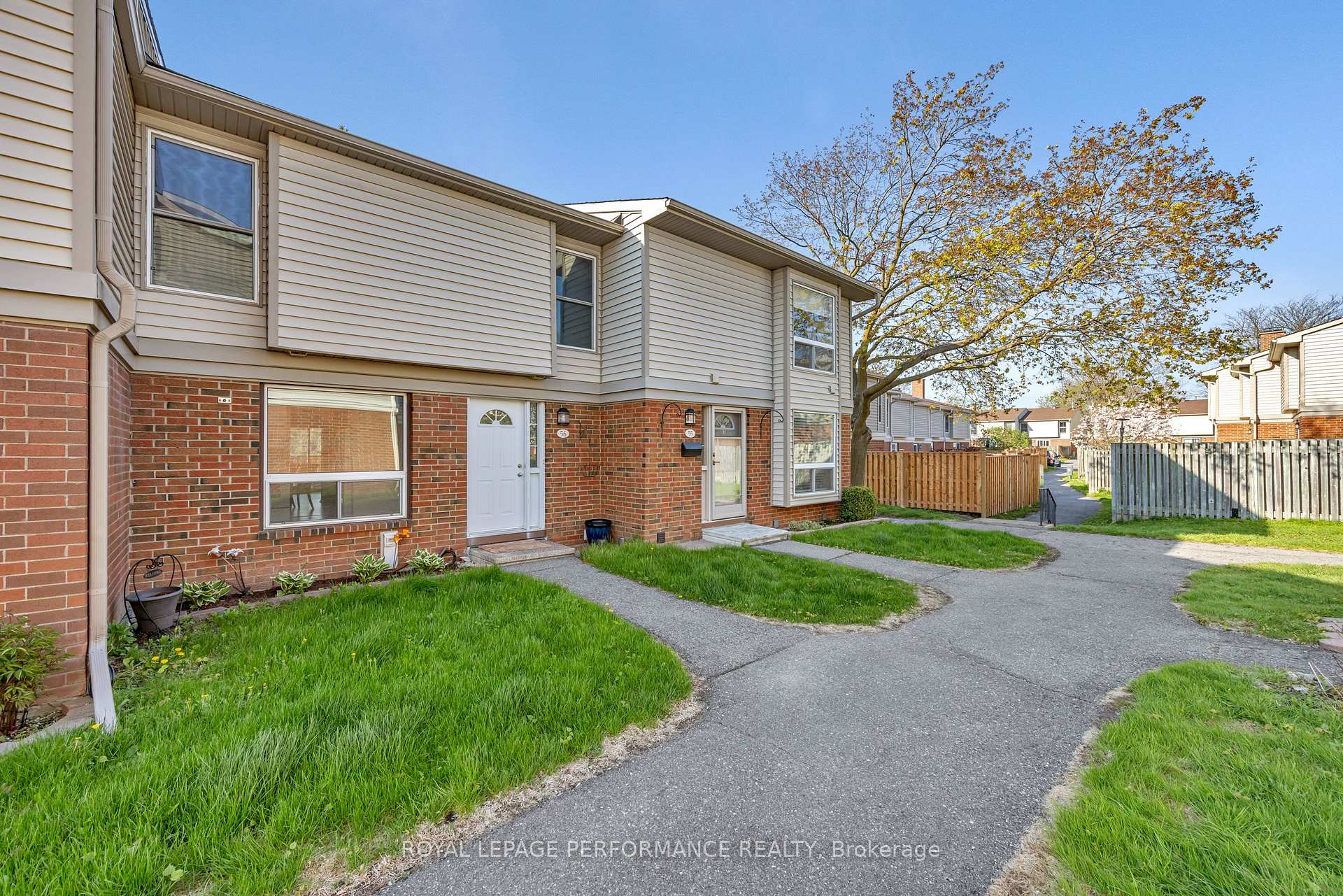 Photo 2 of Unit 56, 820 Cahill Drive W, Ottawa, Hunt Club — HOMEH