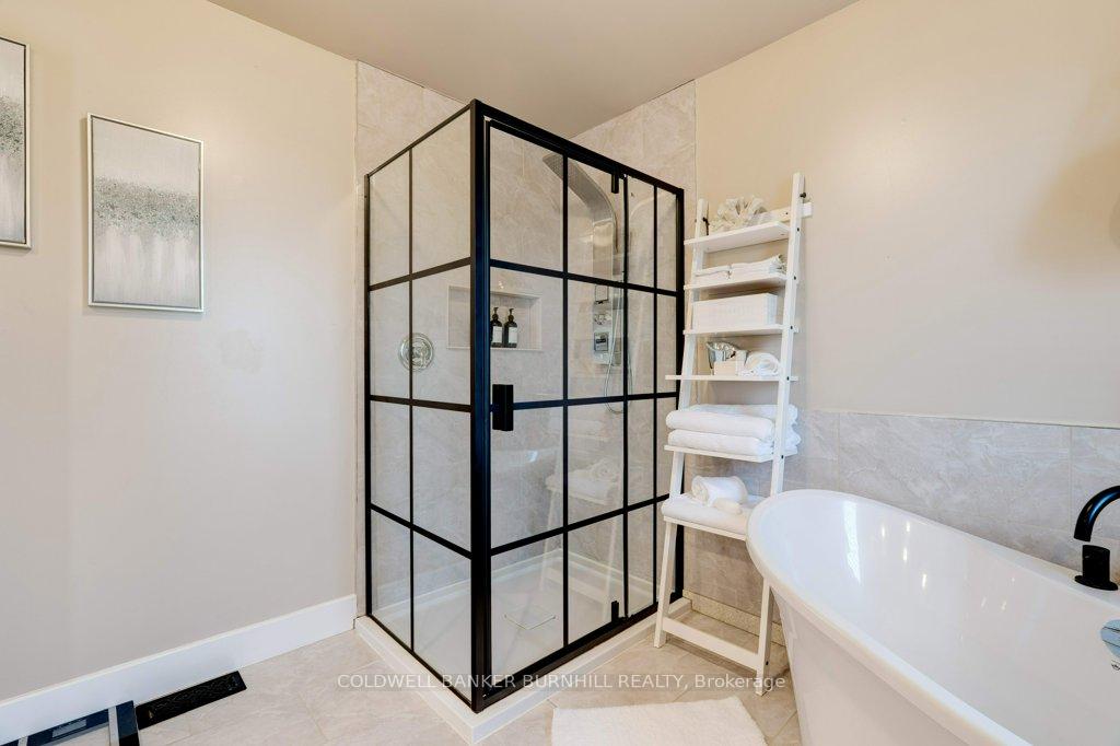 Photo 55 of 27 Pinewoods Drive, Hamilton, Stoney Creek Mountain — HOMEH