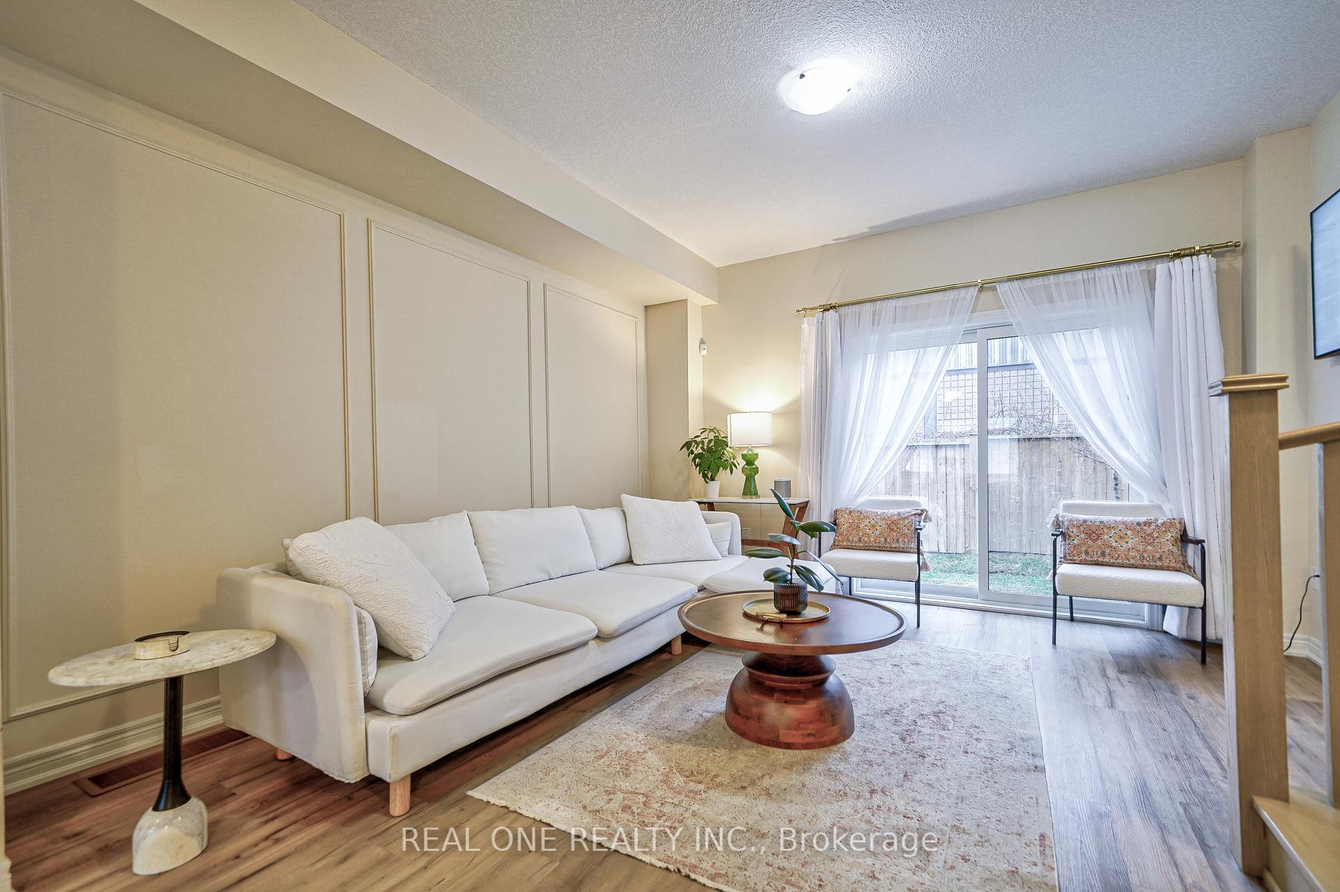 Photo 2 of Unit 10, 527 Shaver Road, Hamilton, Ancaster — HOMEH