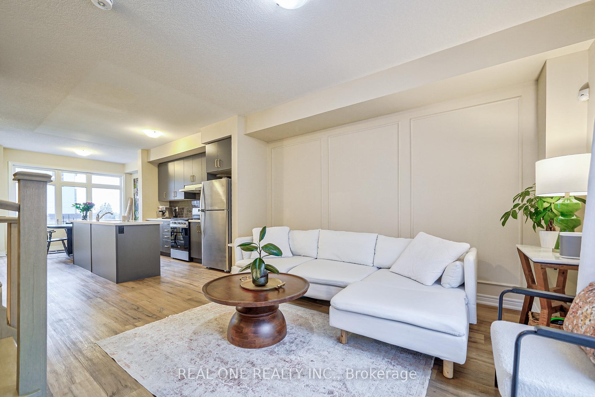 Photo 6 of Unit 10, 527 Shaver Road, Hamilton, Ancaster — HOMEH