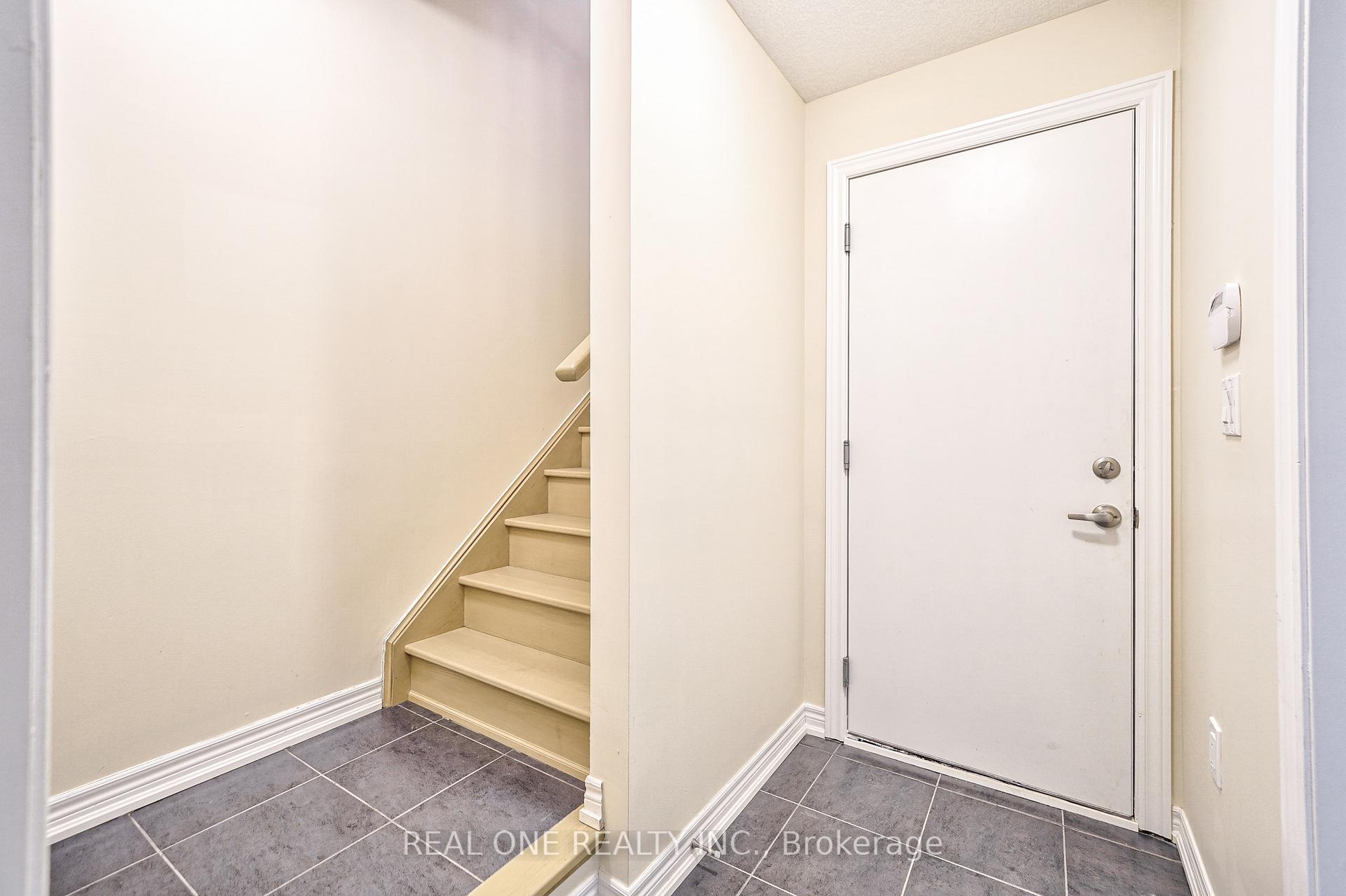 Photo 26 of Unit 10, 527 Shaver Road, Hamilton, Ancaster — HOMEH