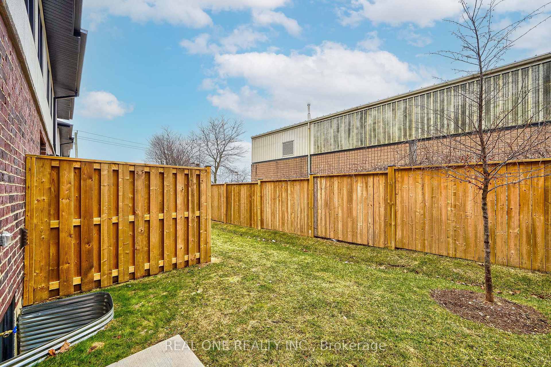 Photo 30 of Unit 10, 527 Shaver Road, Hamilton, Ancaster — HOMEH