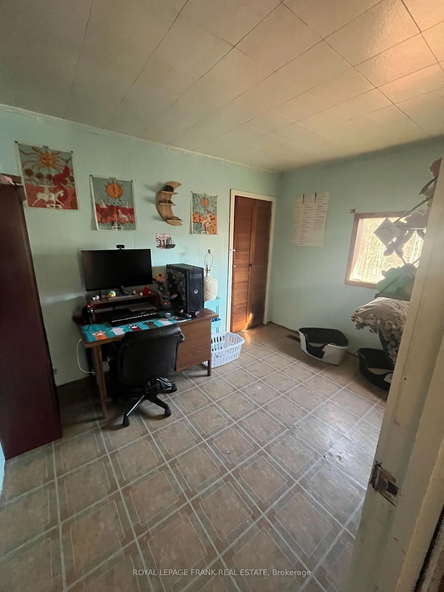 Photo 11 of 27668 Hwy 28, Faraday — HOMEH