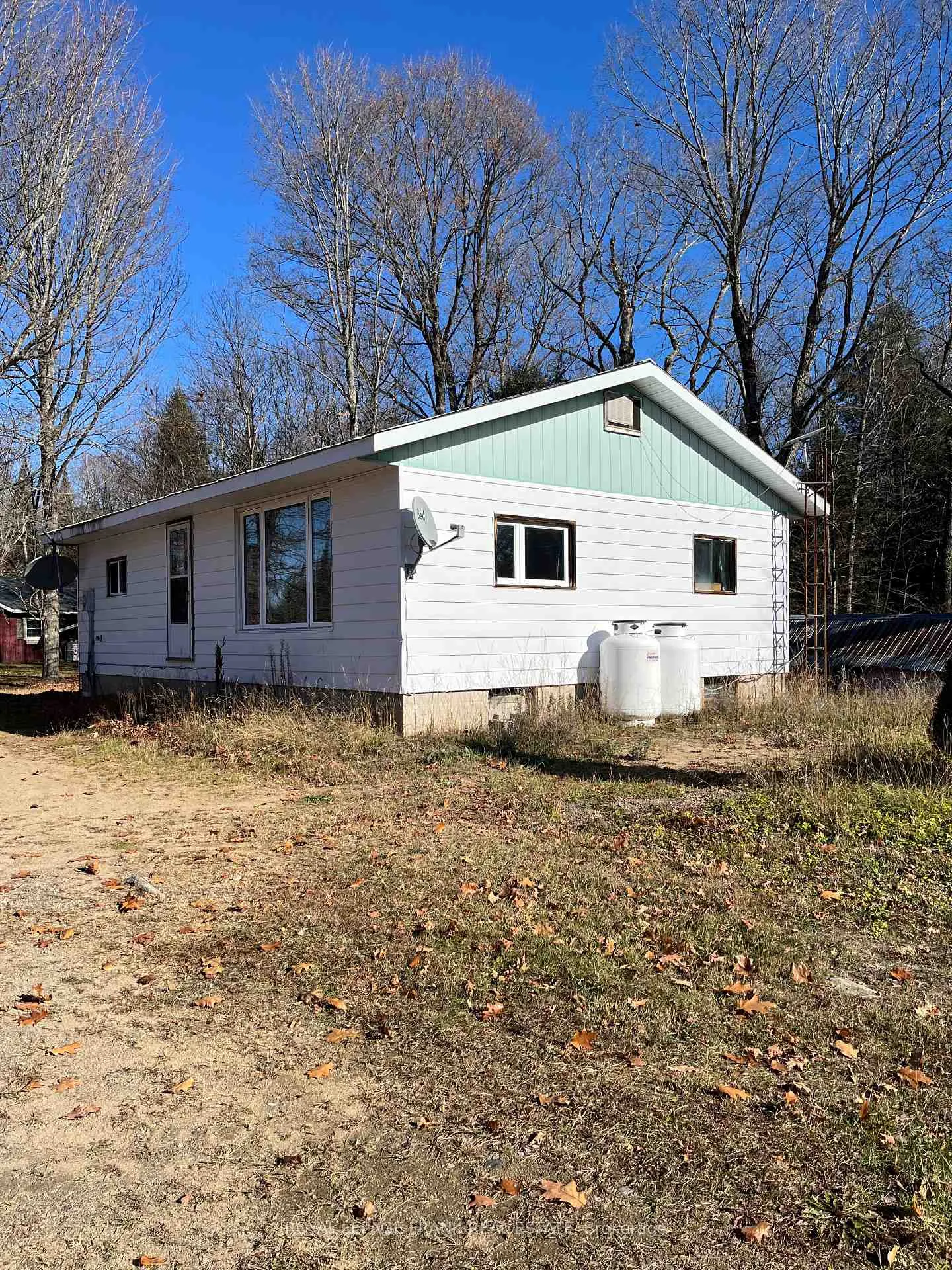 Photo 13 of 27668 Hwy 28, Faraday — HOMEH