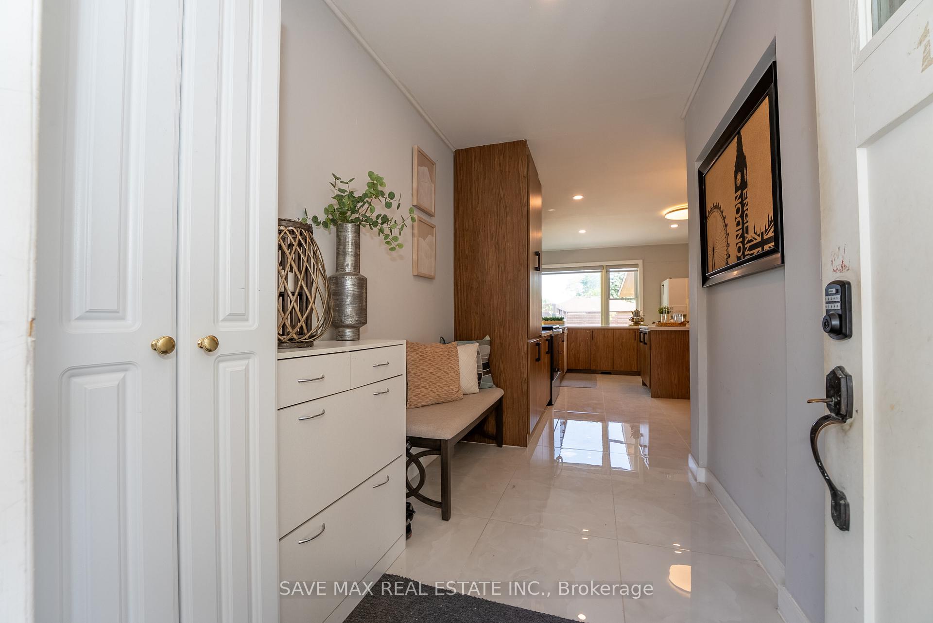 Photo 2 of 69 Eldomar Avenue, Brampton, Brampton East — HOMEH