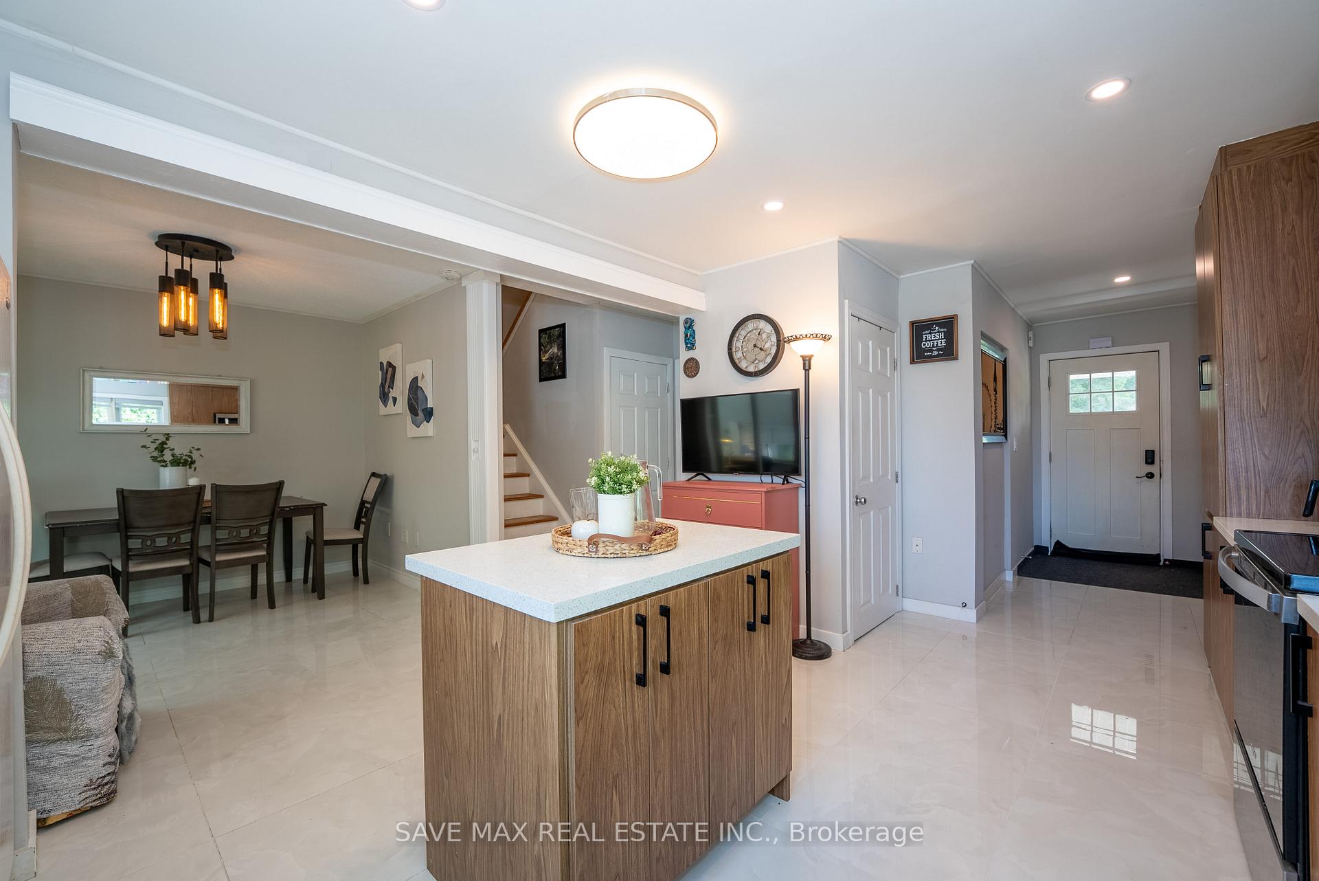 Photo 30 of 69 Eldomar Avenue, Brampton, Brampton East — HOMEH