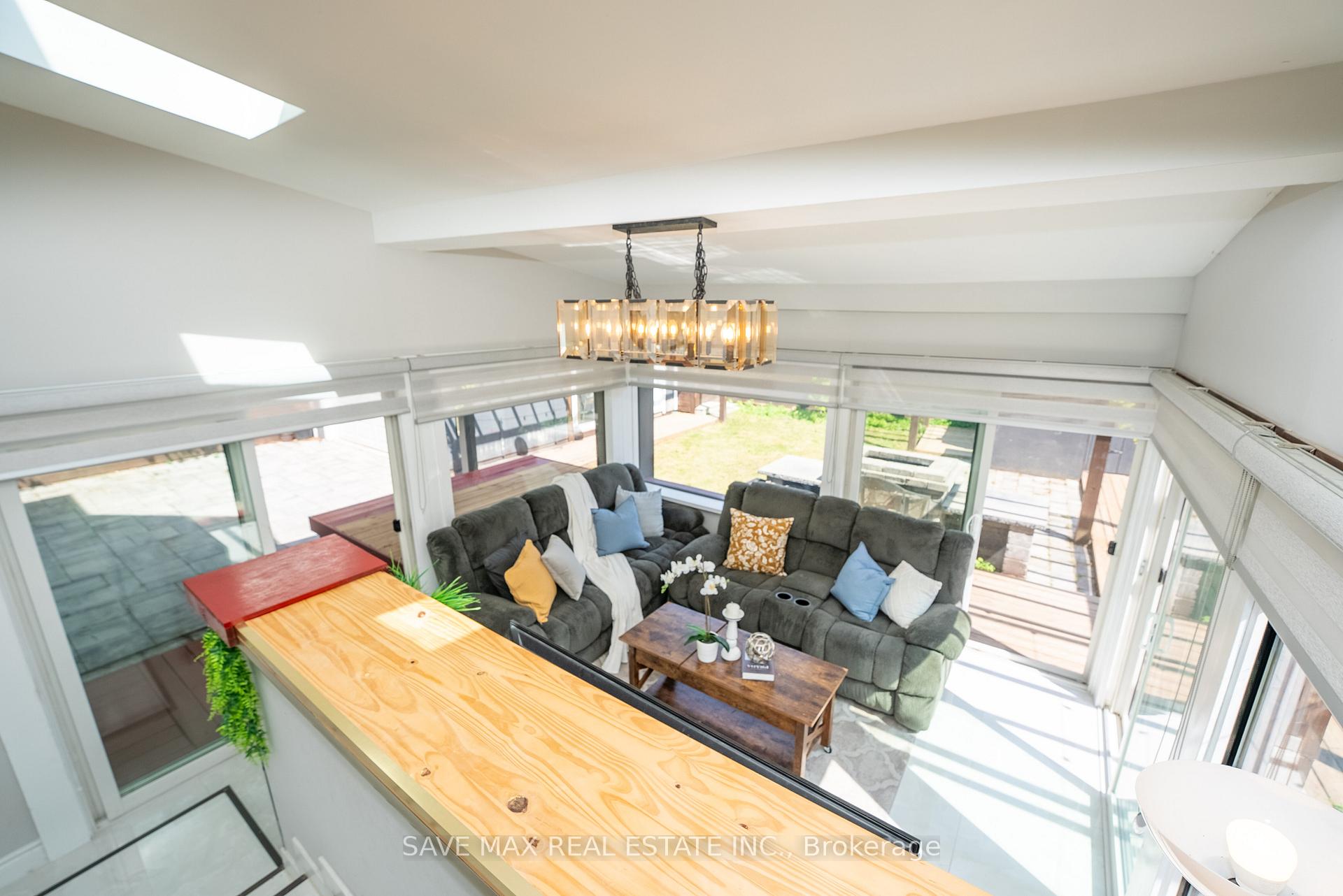 Photo 13 of 69 Eldomar Avenue, Brampton, Brampton East — HOMEH