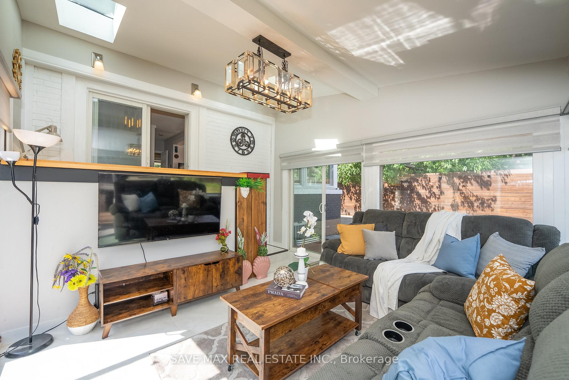 Photo 8 of 69 Eldomar Avenue, Brampton, Brampton East — HOMEH