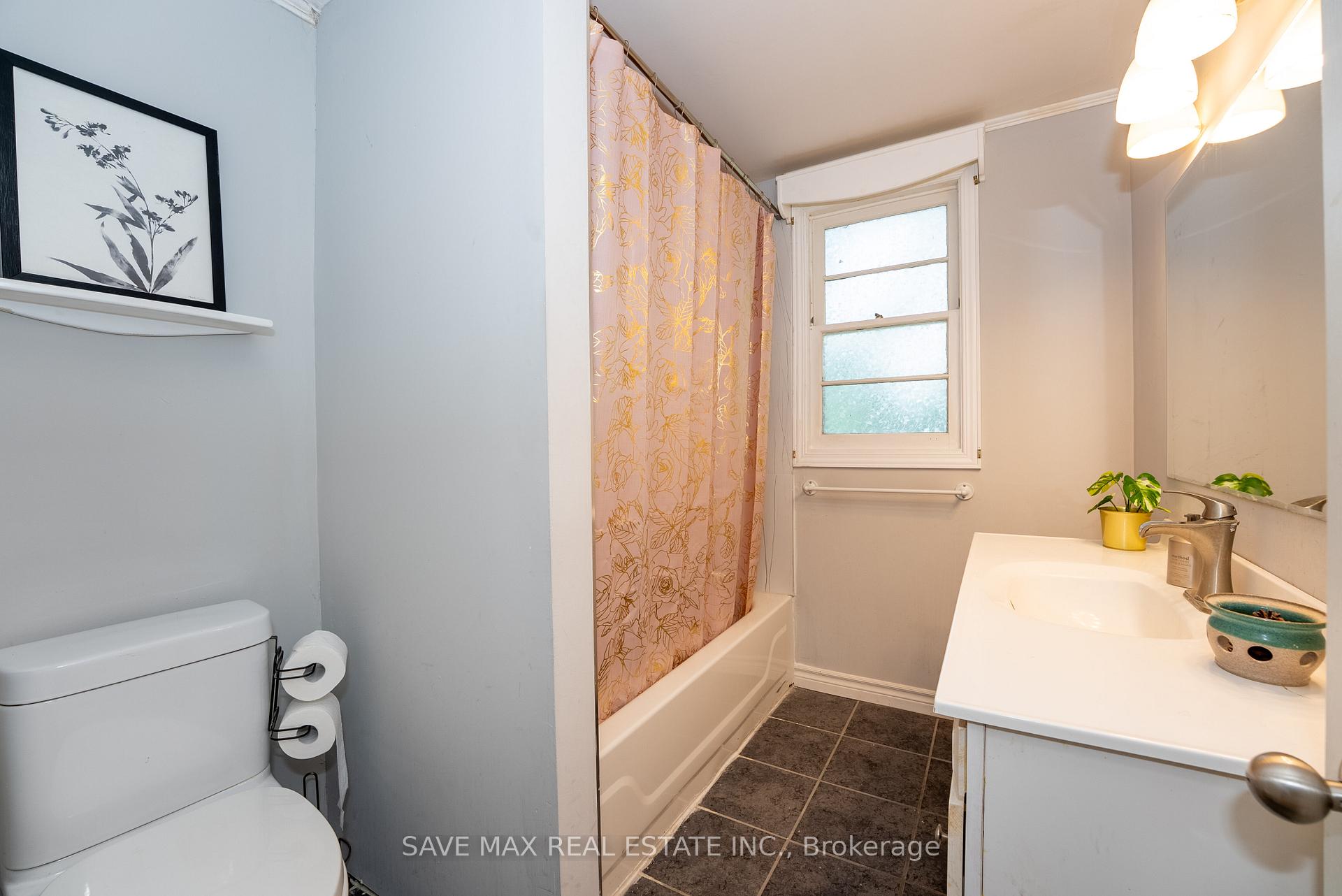 Photo 12 of 69 Eldomar Avenue, Brampton, Brampton East — HOMEH