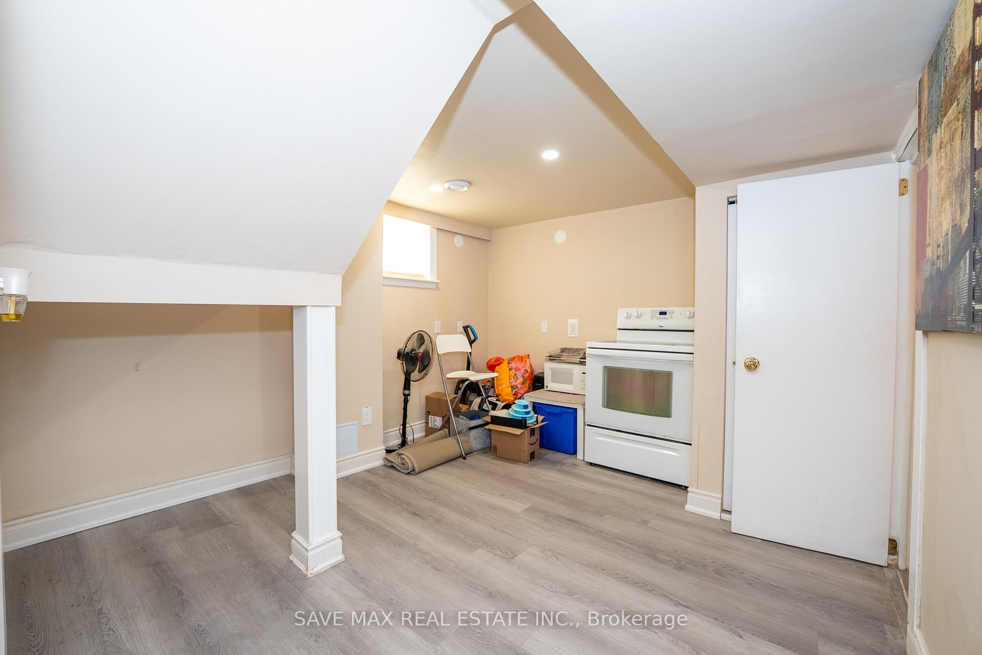 Photo 22 of 69 Eldomar Avenue, Brampton, Brampton East — HOMEH