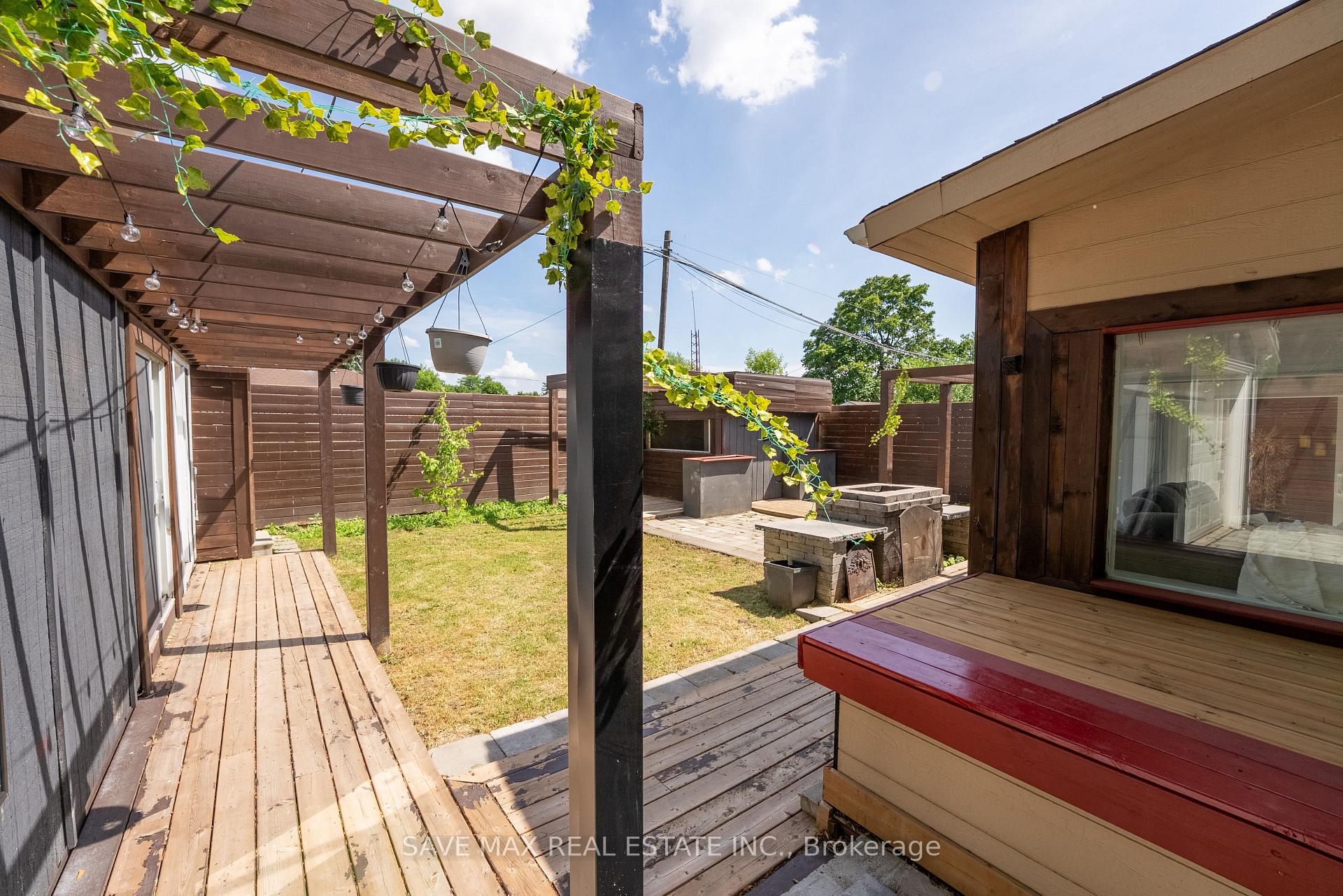 Photo 24 of 69 Eldomar Avenue, Brampton, Brampton East — HOMEH