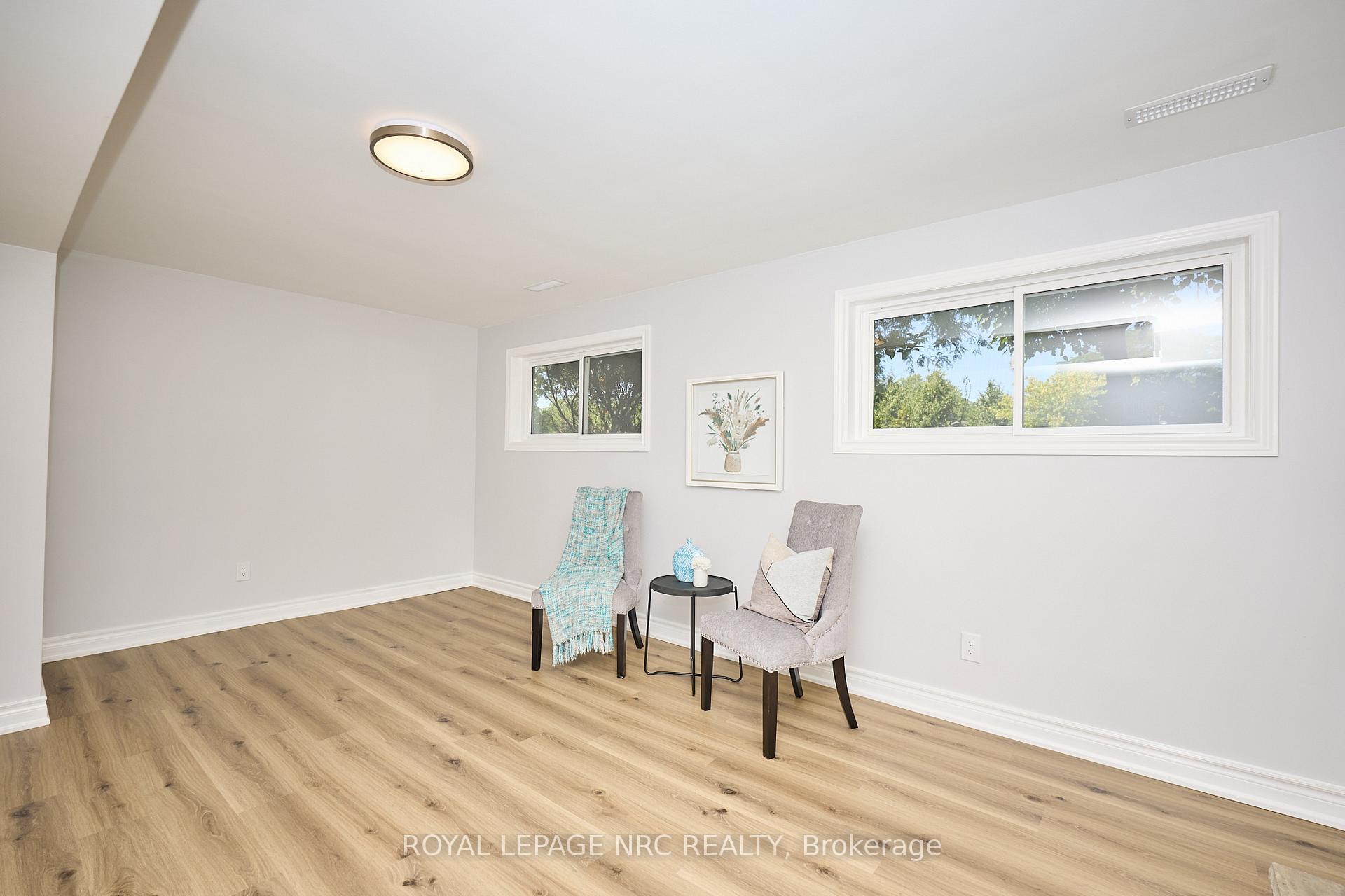 Photo 26 of 22 Oakridge Avenue, St. Catharines, Glendale/Glenridge — HOMEH