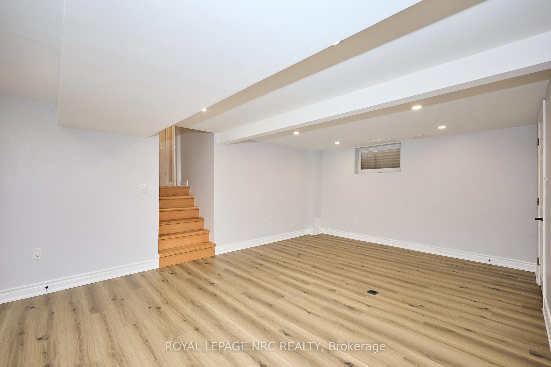 Photo 33 of 22 Oakridge Avenue, St. Catharines, Glendale/Glenridge — HOMEH