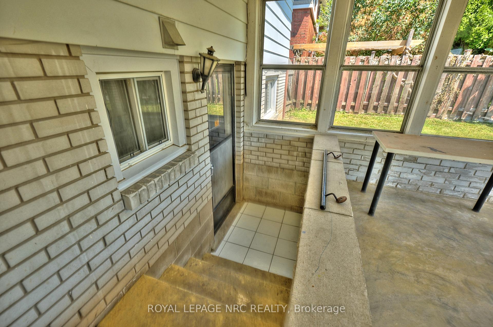 Photo 38 of 22 Oakridge Avenue, St. Catharines, Glendale/Glenridge — HOMEH