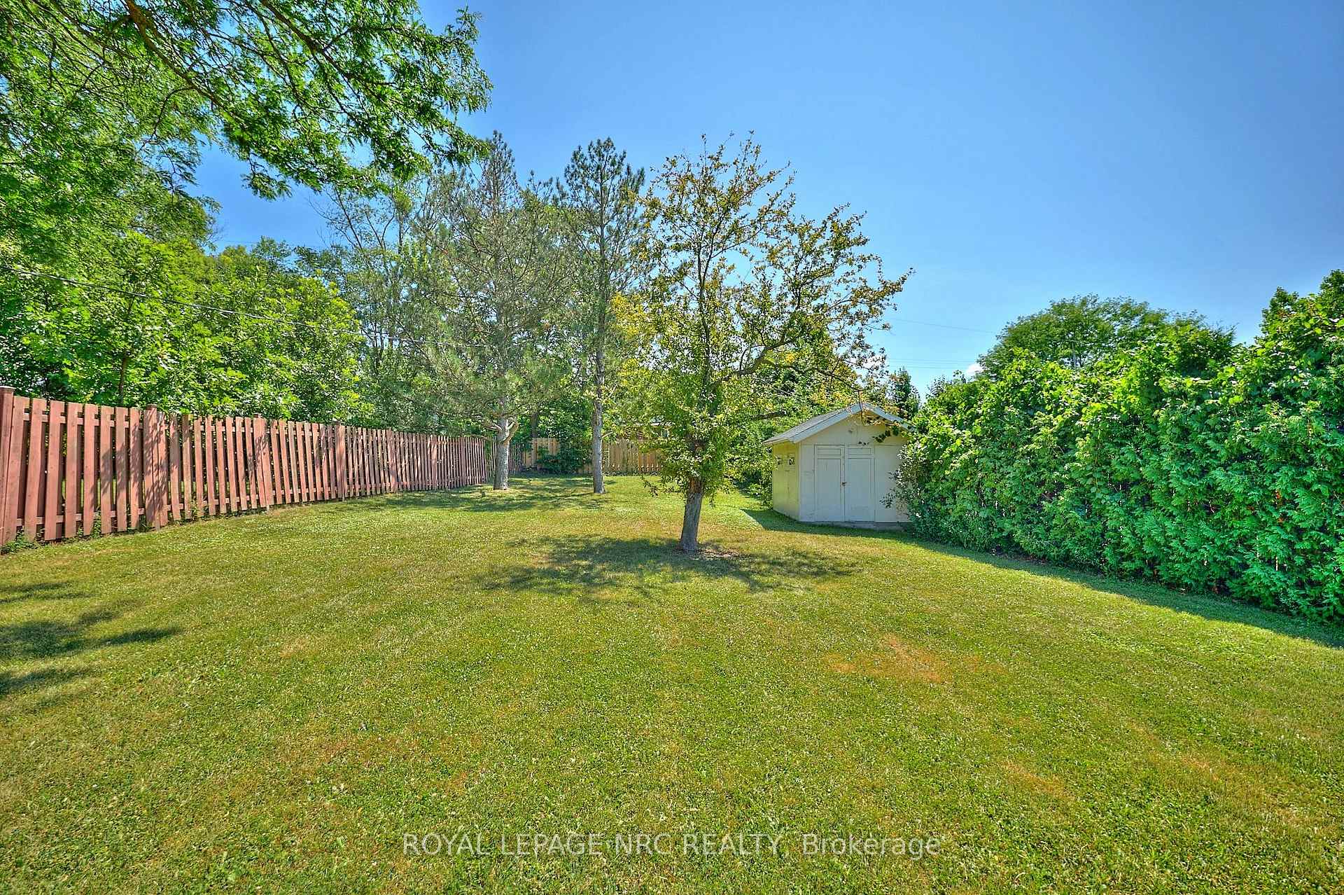 Photo 41 of 22 Oakridge Avenue, St. Catharines, Glendale/Glenridge — HOMEH