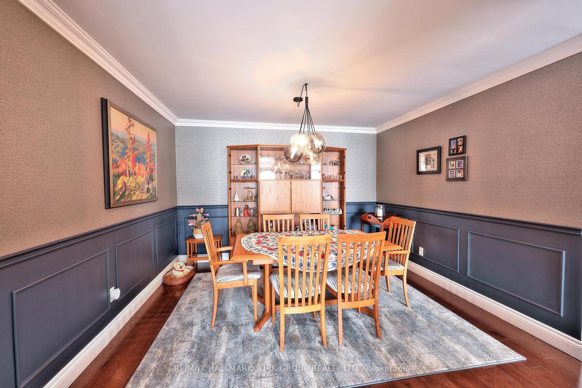 Photo 18 of Unit 404, 14924 Yonge Street, Aurora, Aurora Highlands — HOMEH