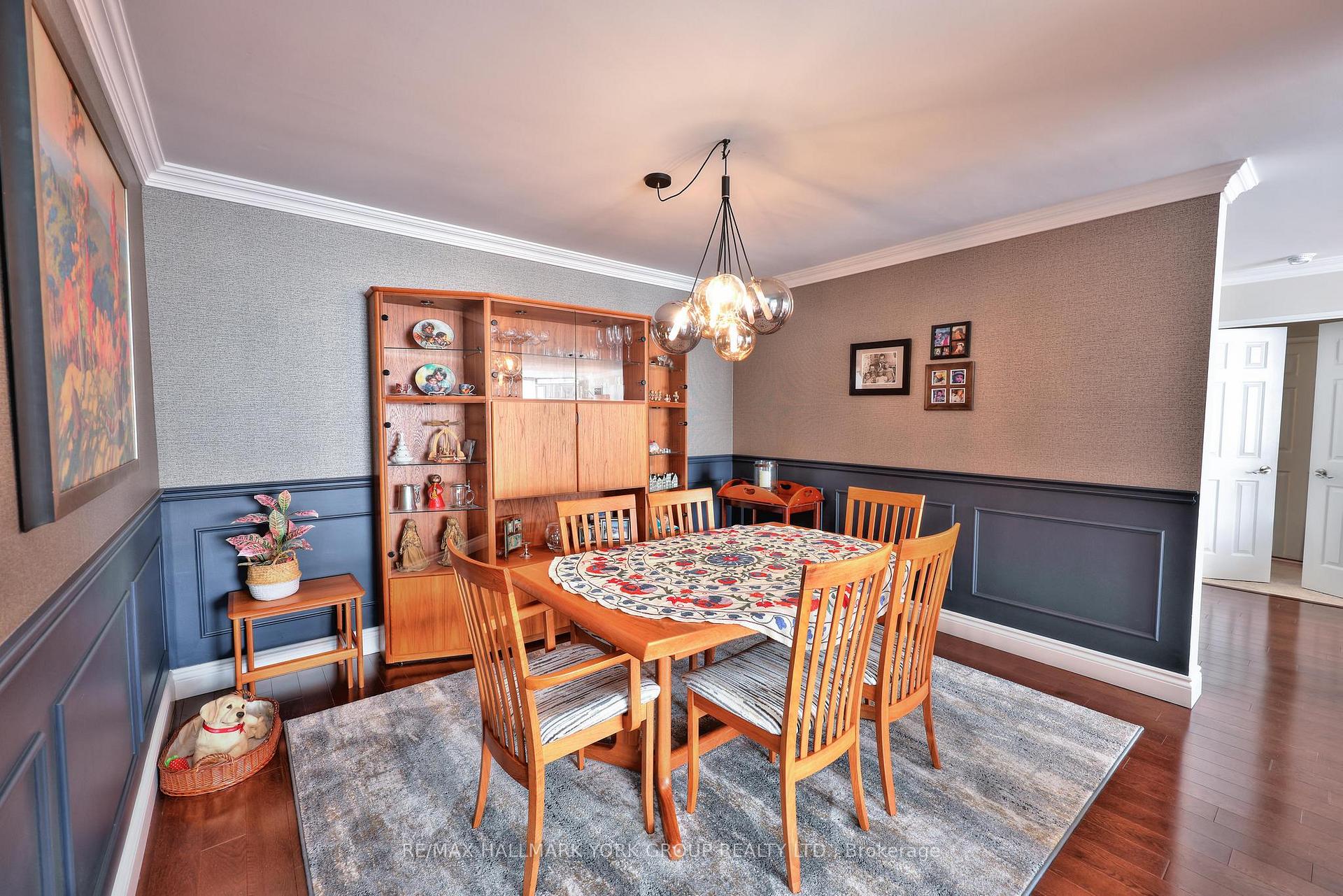 Photo 19 of Unit 404, 14924 Yonge Street, Aurora, Aurora Highlands — HOMEH