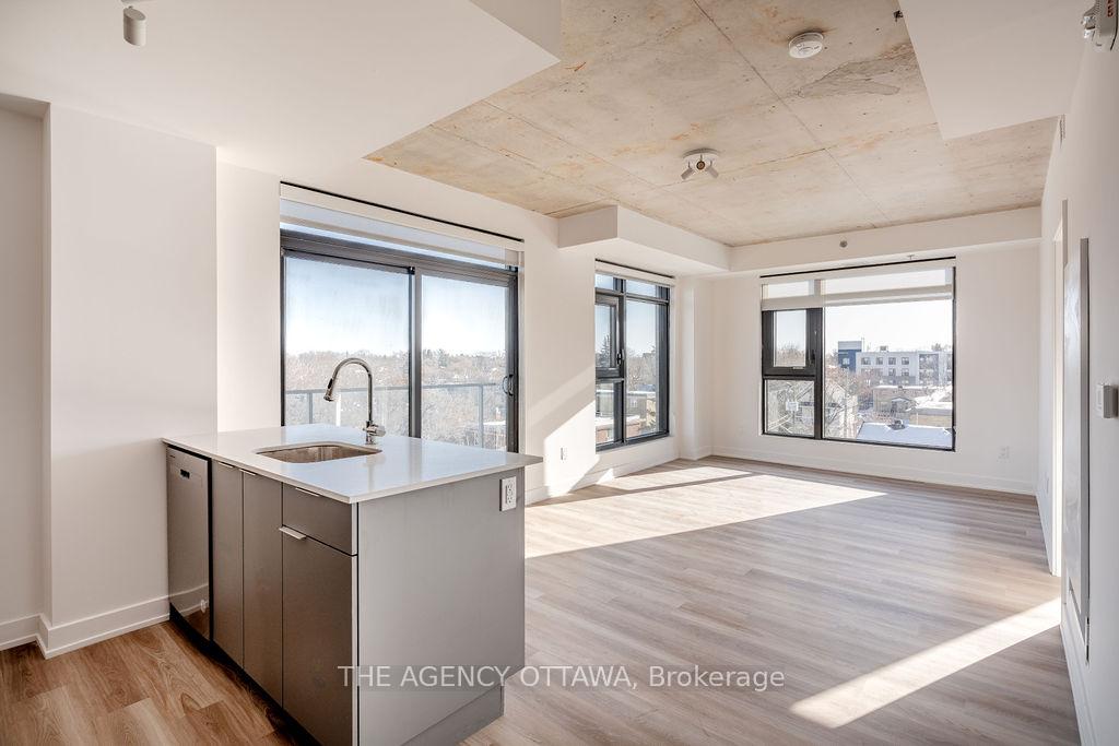 Photo 3 of Unit 504, 40 Archibald Street, Ottawa, Carlington — HOMEH