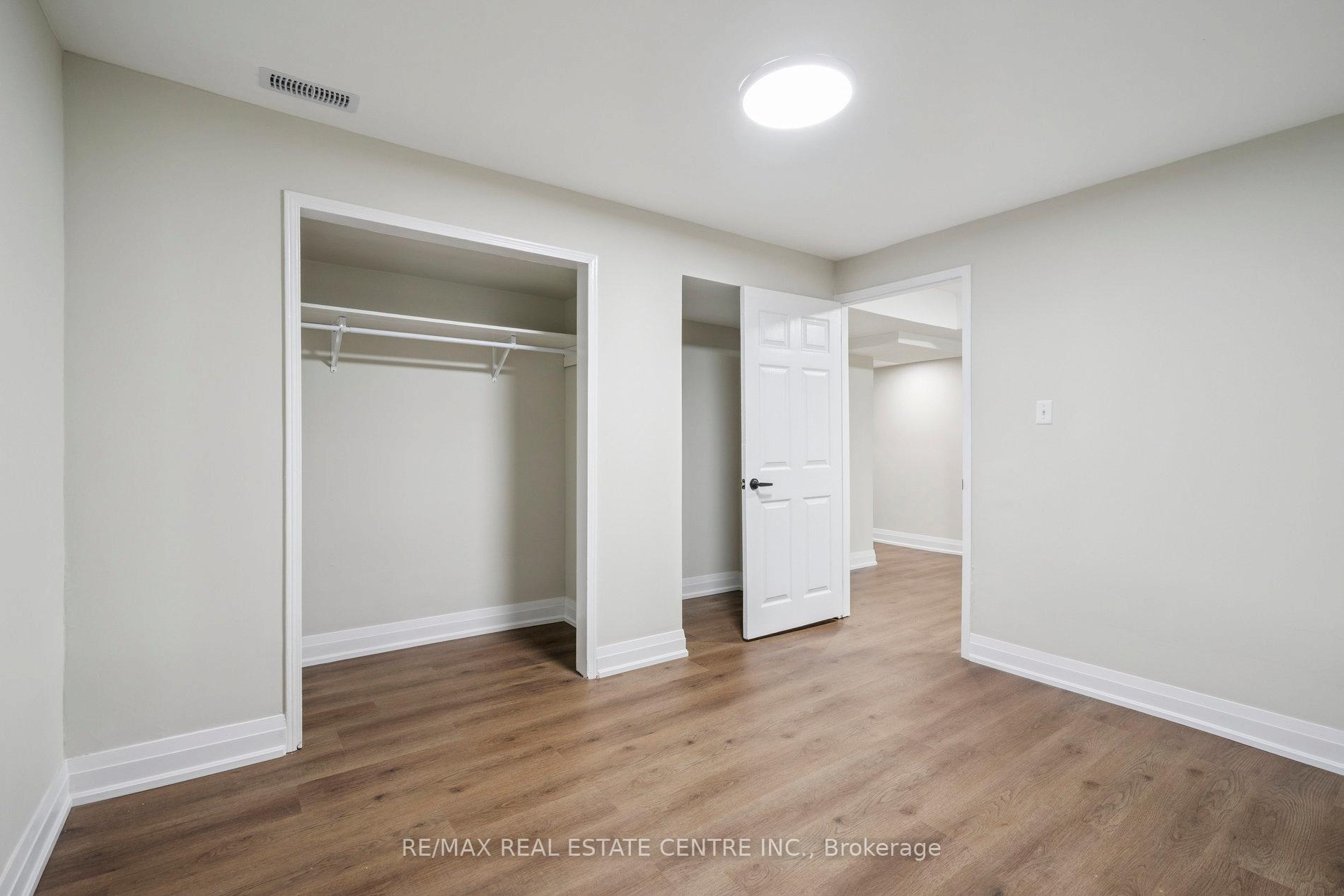 Photo 81 of 39 Four Seasons Circle, Brampton, Fletcher's Meadow — HOMEH