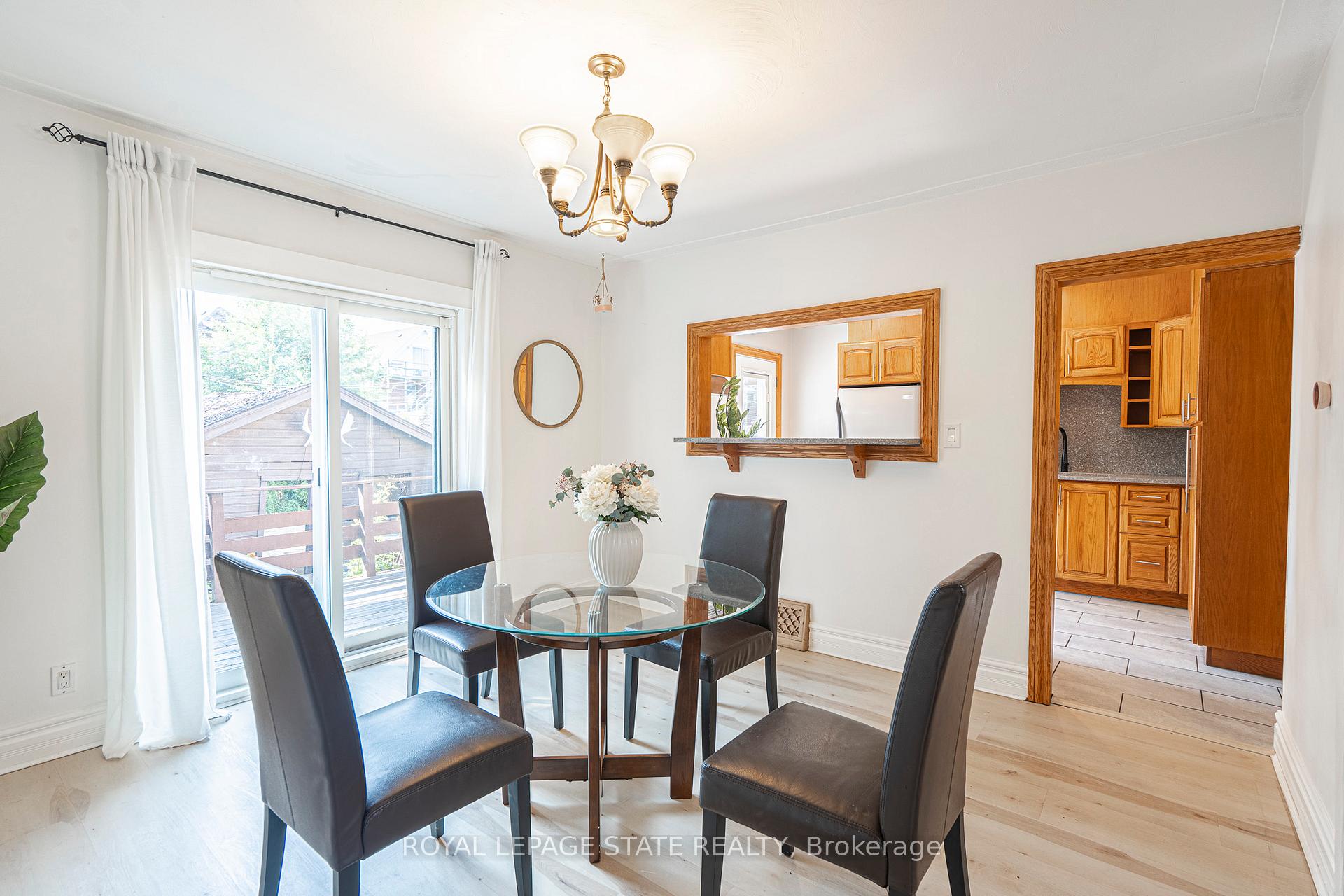 Photo 11 of 36 Spadina Avenue, Hamilton, Stipley — HOMEH