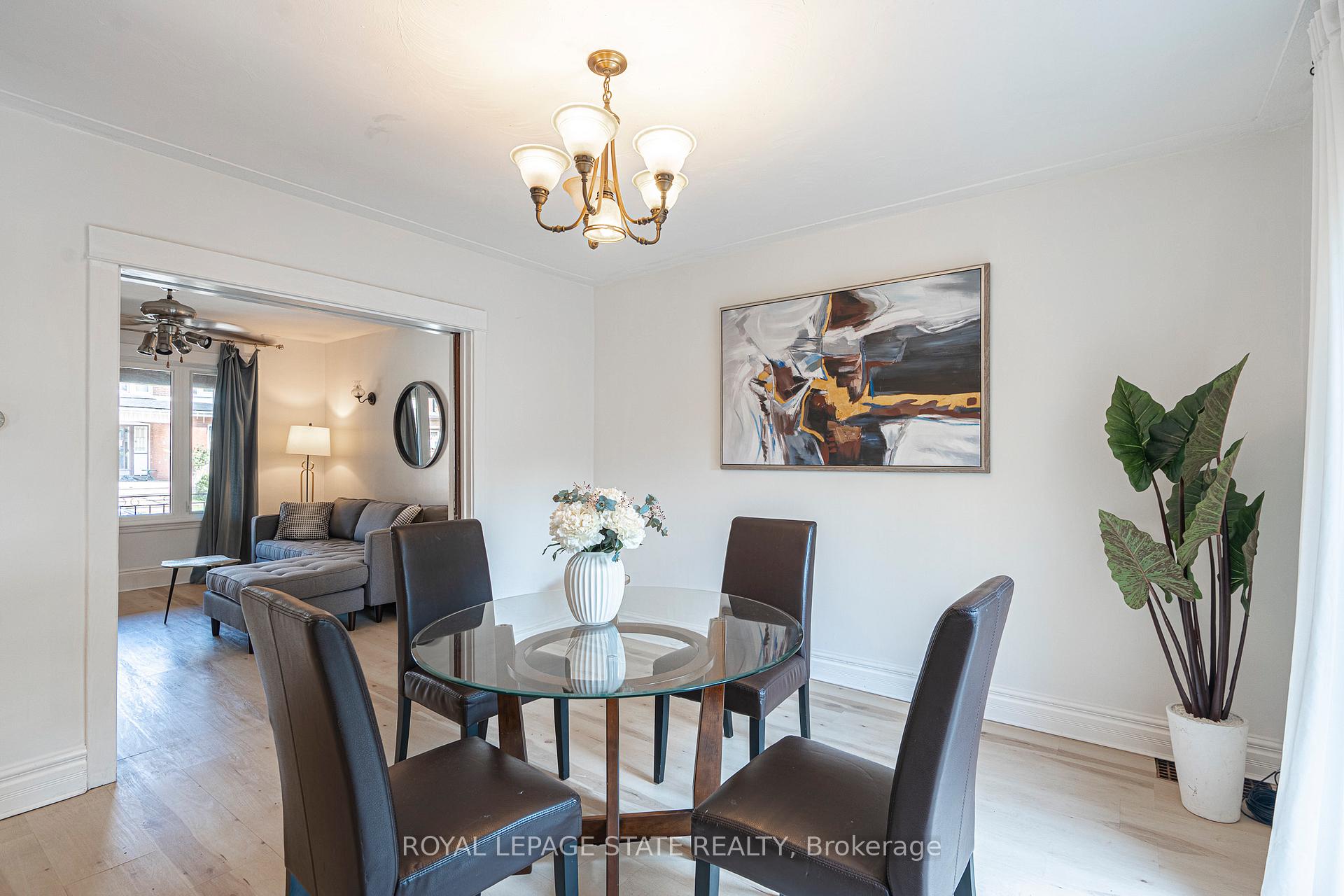 Photo 13 of 36 Spadina Avenue, Hamilton, Stipley — HOMEH