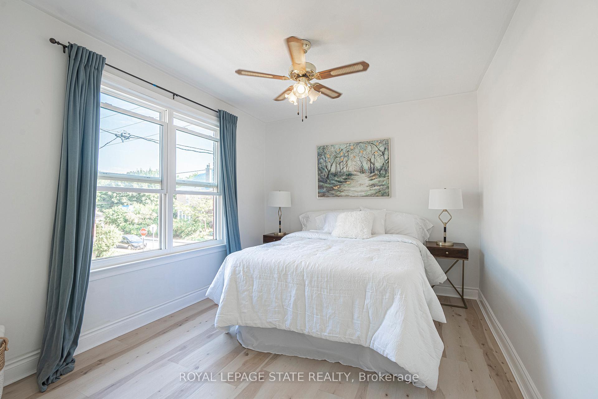 Photo 28 of 36 Spadina Avenue, Hamilton, Stipley — HOMEH