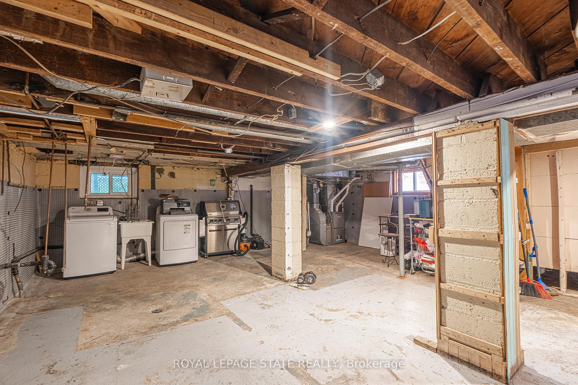 Photo 39 of 36 Spadina Avenue, Hamilton, Stipley — HOMEH