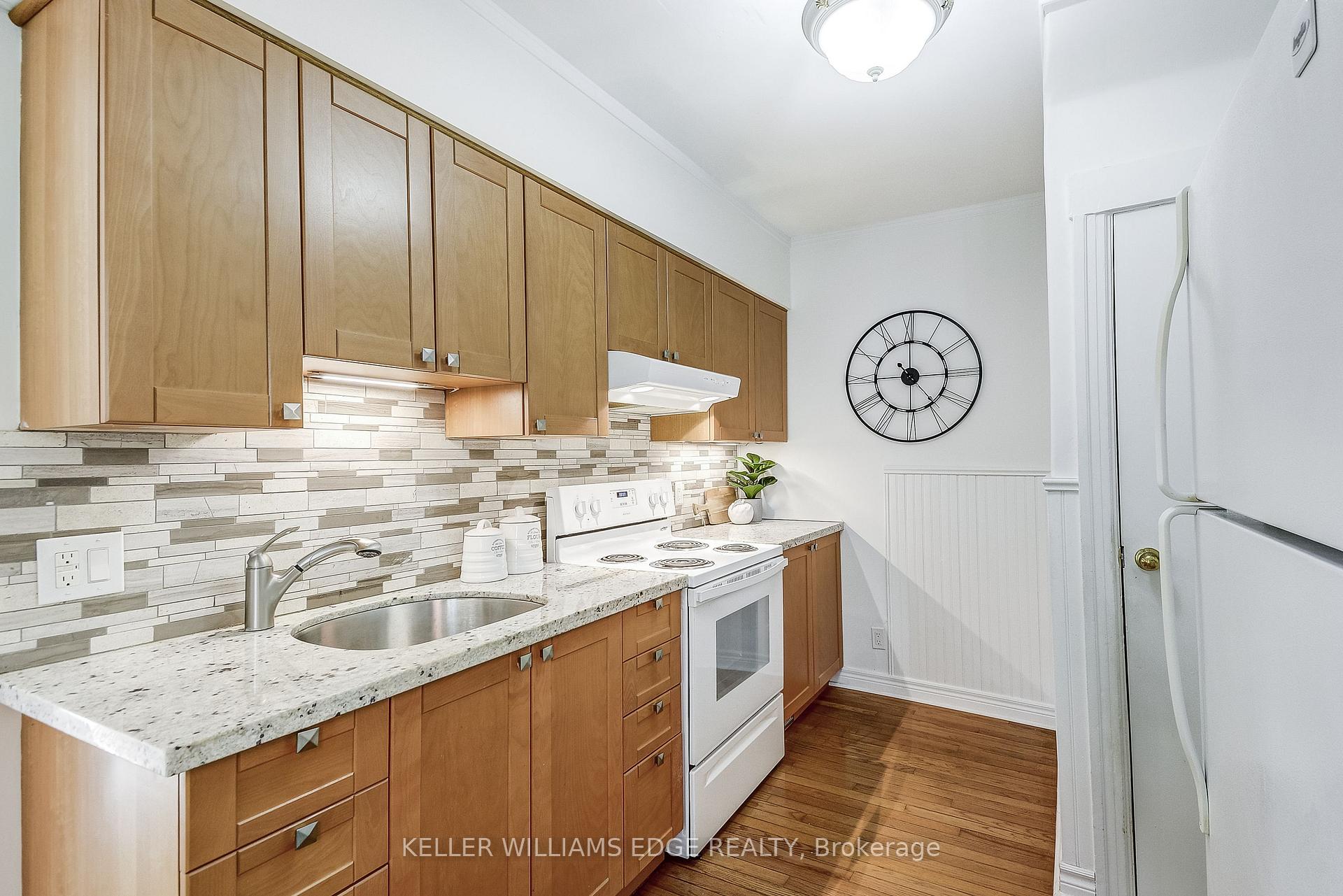 Photo 11 of 79 Mountain Avenue, Hamilton, Kirkendall — HOMEH